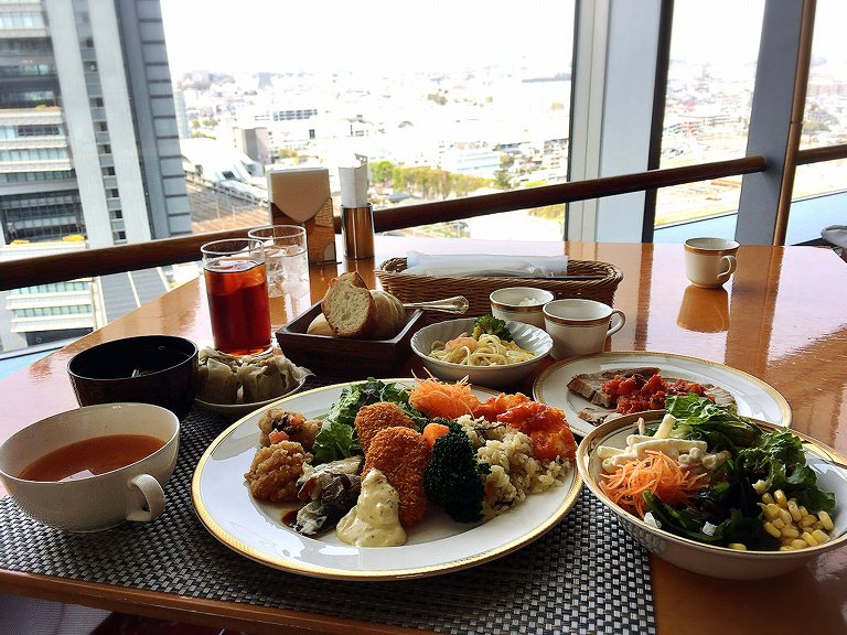 レガーロのホテルランチバイキングはさいたま市を見下ろす高層15階 ページ 2 食べて埼玉