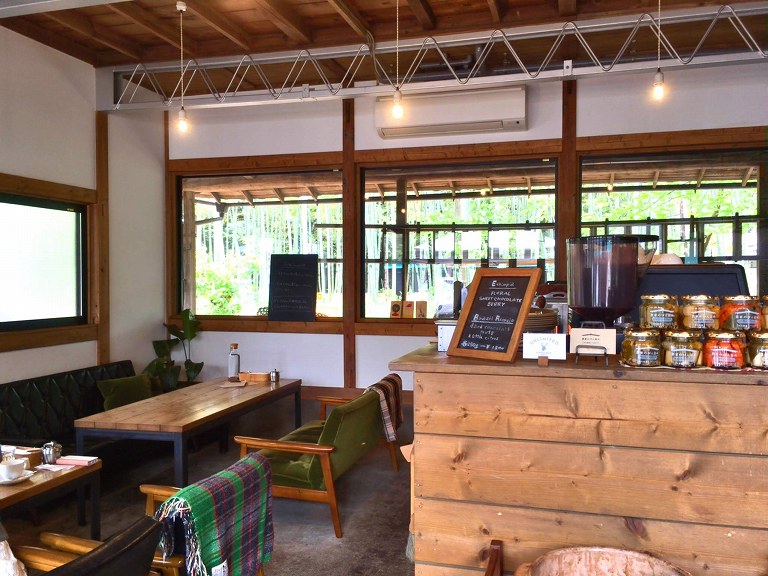 【人気店】オイモカフェ 三芳町 デザートなのにいも丼という名のスイーツ☆納屋でまったりできるお茶処【予約可】