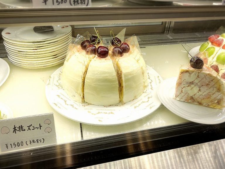 果実園リーベルのパフェ・ズコット・料理などのメニューを紹介 食べて埼玉