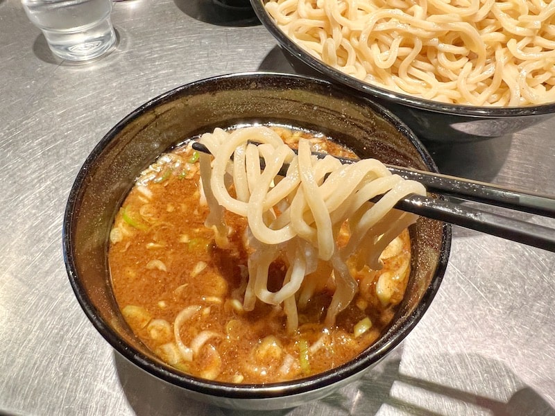 埼玉で有名！草加市「龍が如し」つけ麺1キロのチャレンジメニュー【挑戦者は1000人以上】
