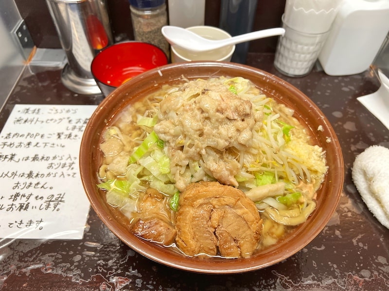 新所沢「自家製麺まさき(非乳化)」人気二郎系の2号店！極太麺をすり鉢で喰らってきました。