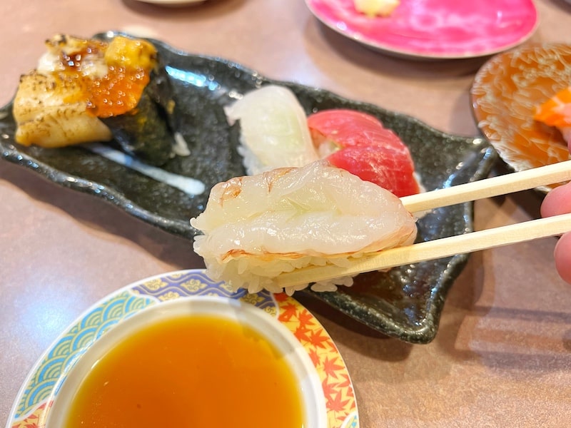 【吉川市】ネタの種類が豊富すぎる「沖寿司」で三貫盛りを食べまくってきた