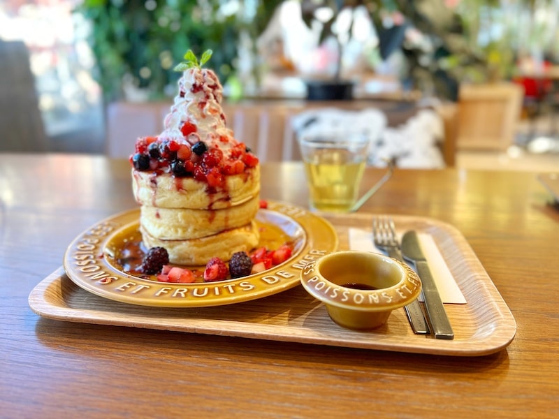 おすすめカフェ「ガーデナーズ 北戸田」3段パンケーキとハーブティー飲み放題で癒し空間です。