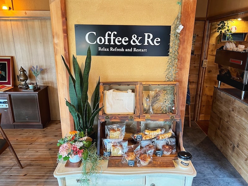加須市「Coffee＆Re」古民家カフェのクリームソーダとハニーチーズメルトが絶品です。