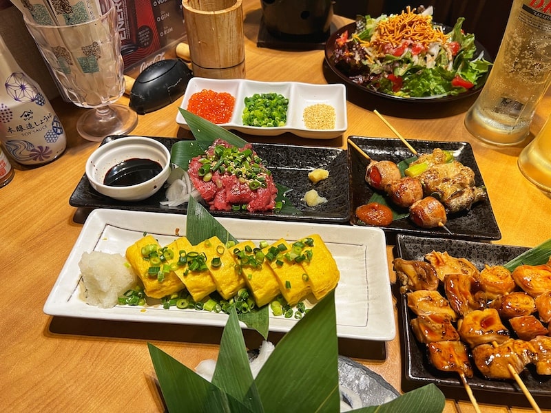 浦和で人気「けむり 浦和本店」串焼きもいいけど刺身やイクラ釜飯も旨すぎた。