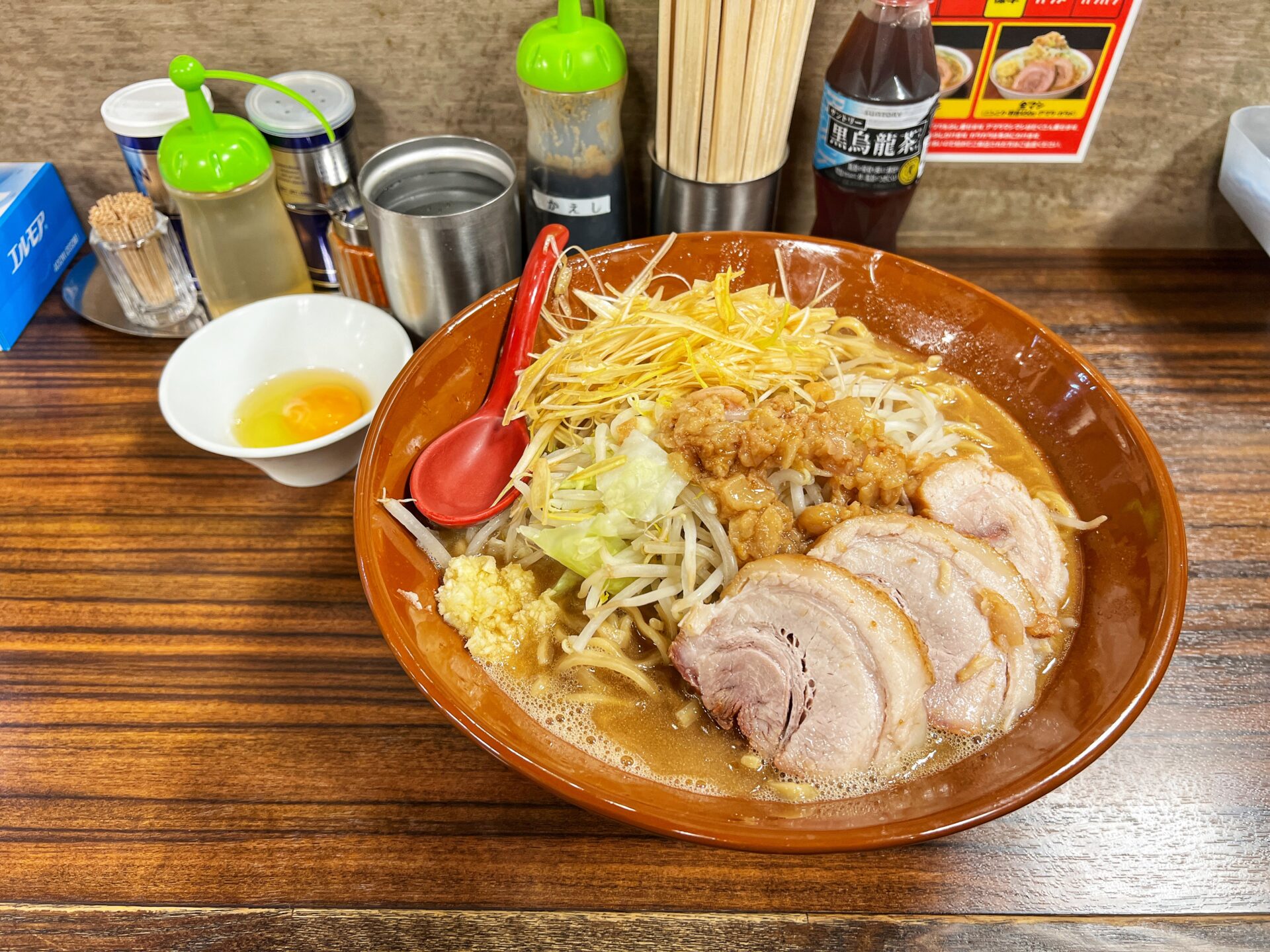 川口市の二郎系「ラーメン百人力」大ラーメン麺増しすり鉢で実食！メニューやルールも紹介