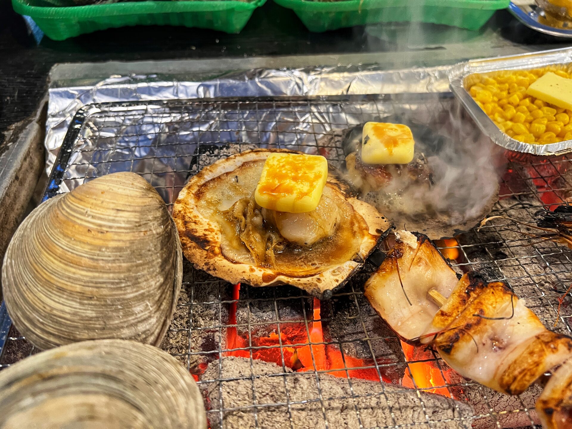 期間限定「出張カキ小屋 牡蠣奉行」ららぽーと富士見は4月7日まで開催！海鮮BBQが最高です