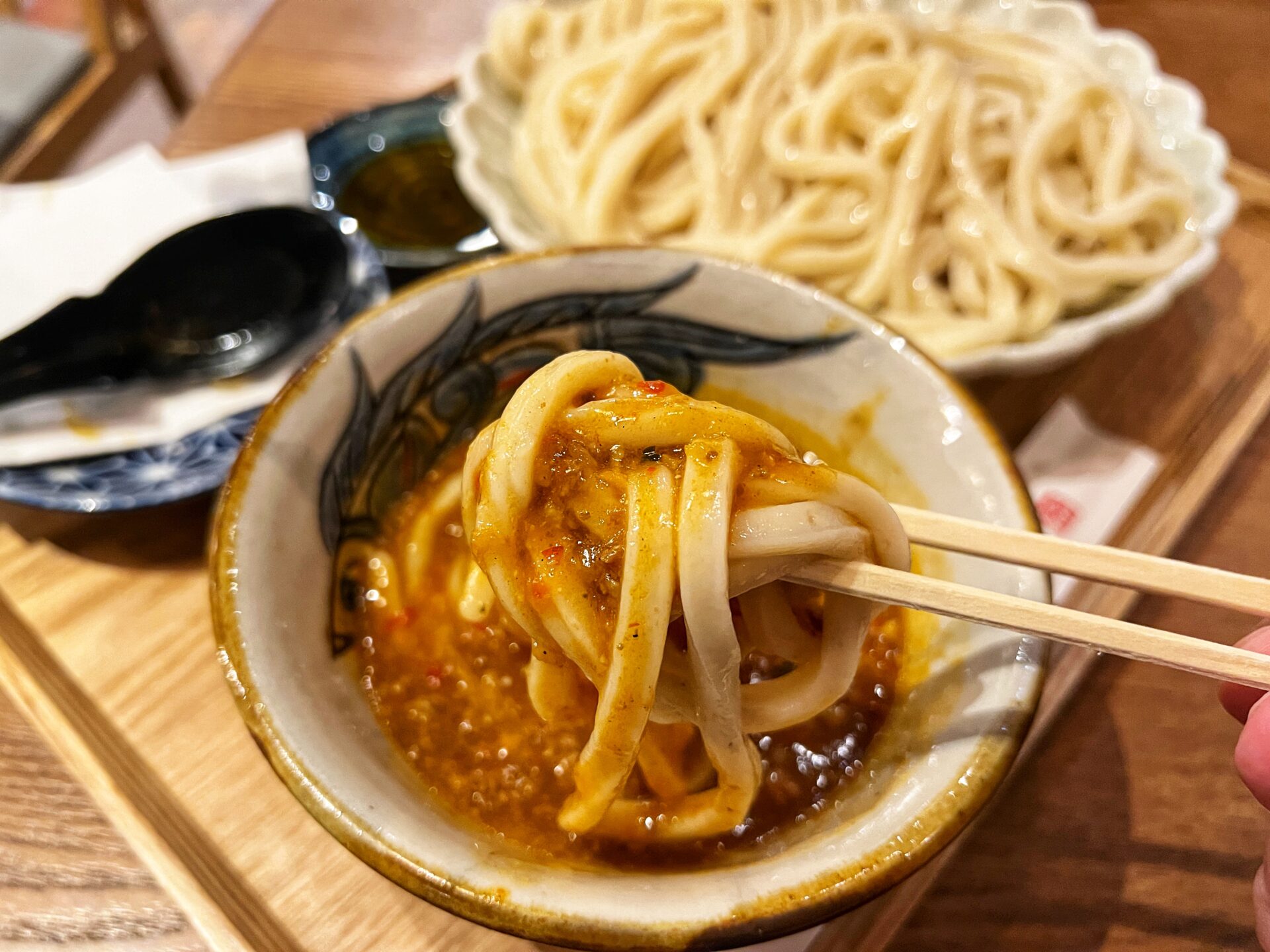 朝霞市「武蔵野うどん蔵内」武蔵野うどんの人気店で牛タンアジアン肉汁うどんを初実食！