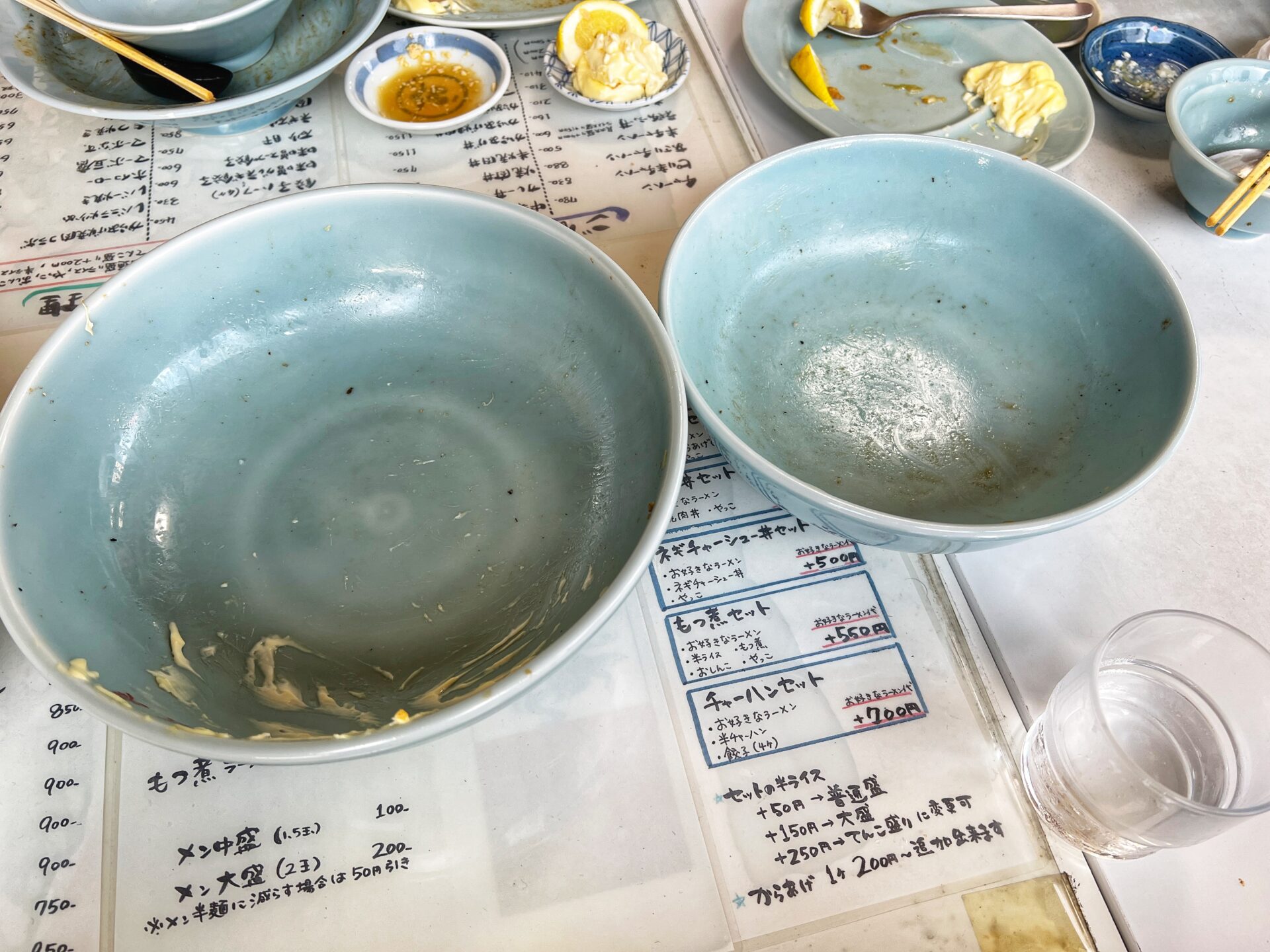 坂戸市「三代目蝦夷」日本一ちょい増しの多いデカ盛りから揚げ焼肉丼3kgに挑戦！