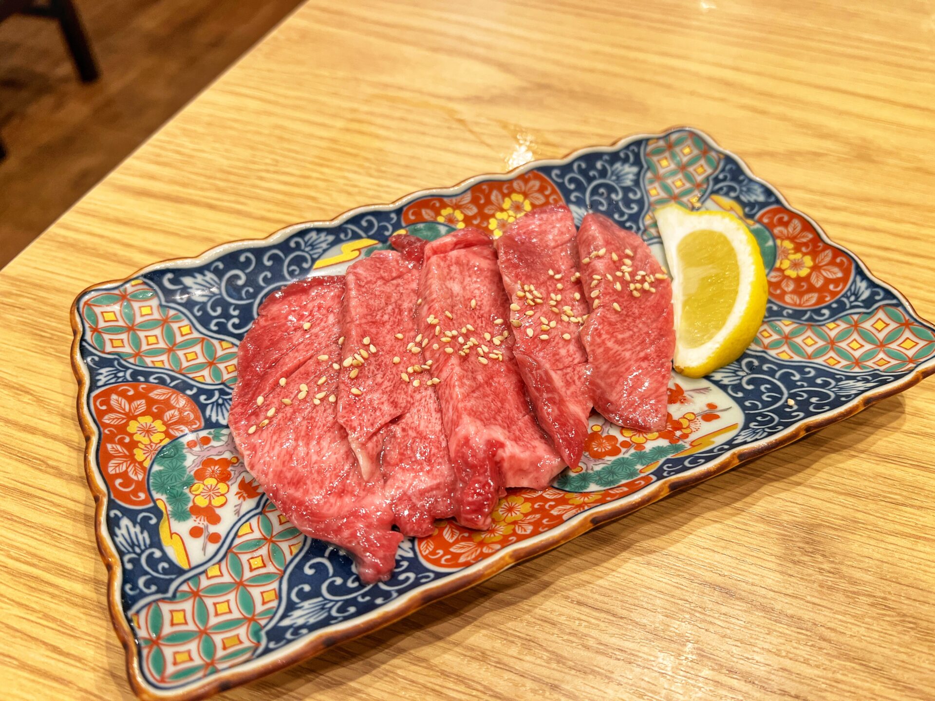 富士見市「みずほ台肉流通センター」タレなしホルモン焼肉が絶品！ドリンク29円情報も