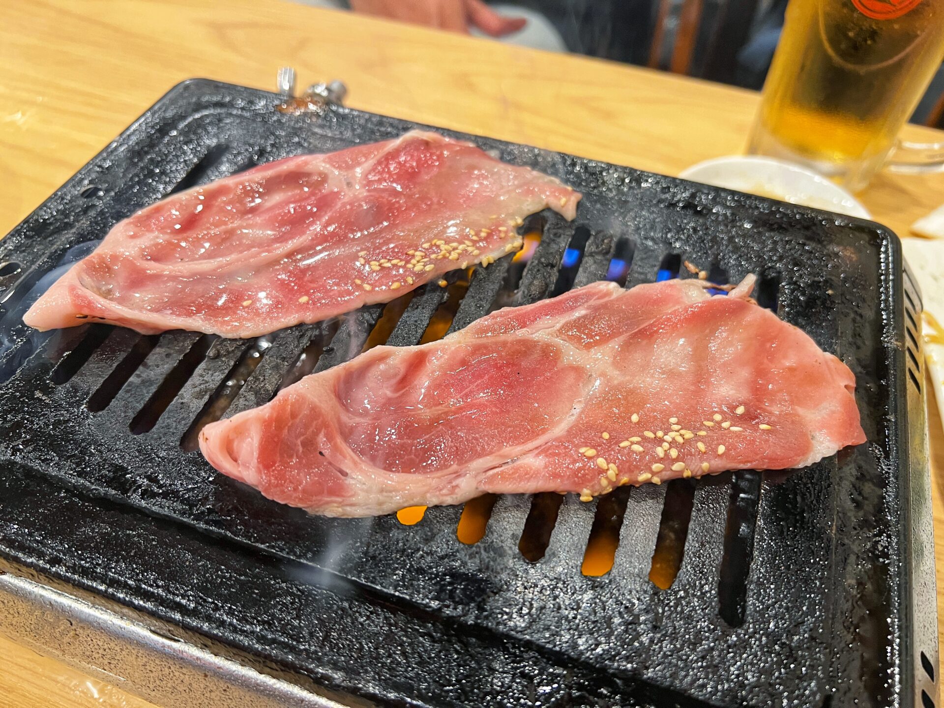 富士見市「みずほ台肉流通センター」タレなしホルモン焼肉が絶品！ドリンク29円情報も