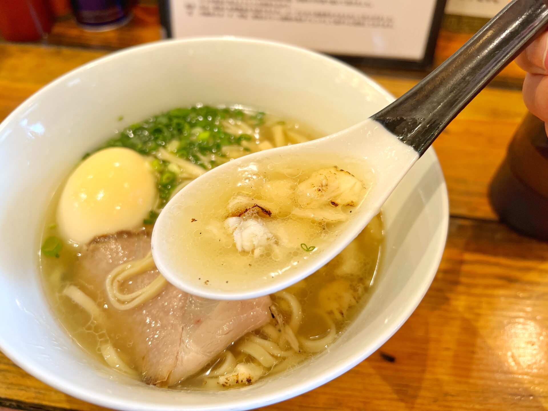 入間市「武蔵野麦穂」豪快な海鮮丼ランチと絶品ラーメンで2度優勝できる神店