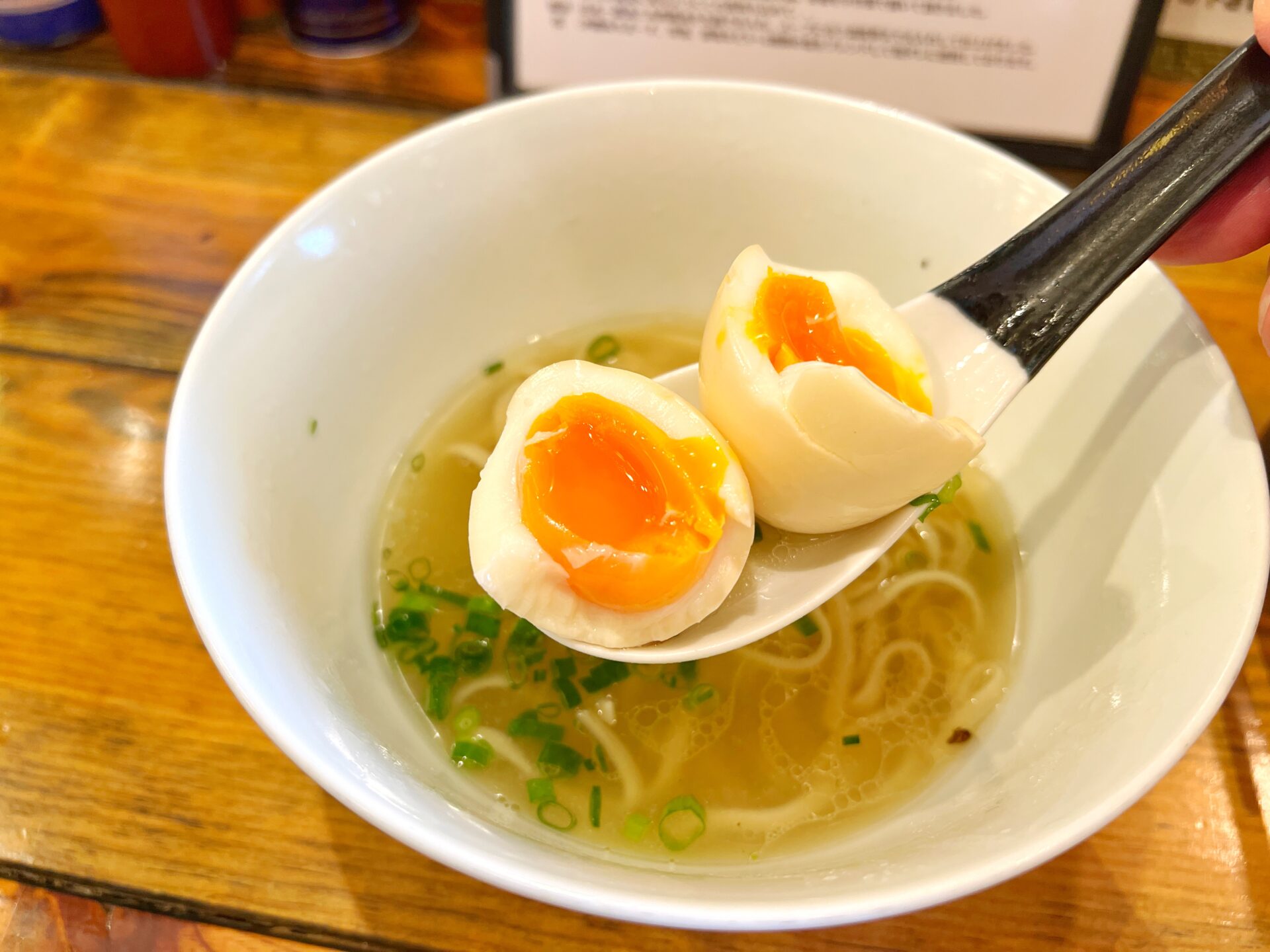 入間市「武蔵野麦穂」豪快な海鮮丼ランチと絶品ラーメンで2度優勝できる神店