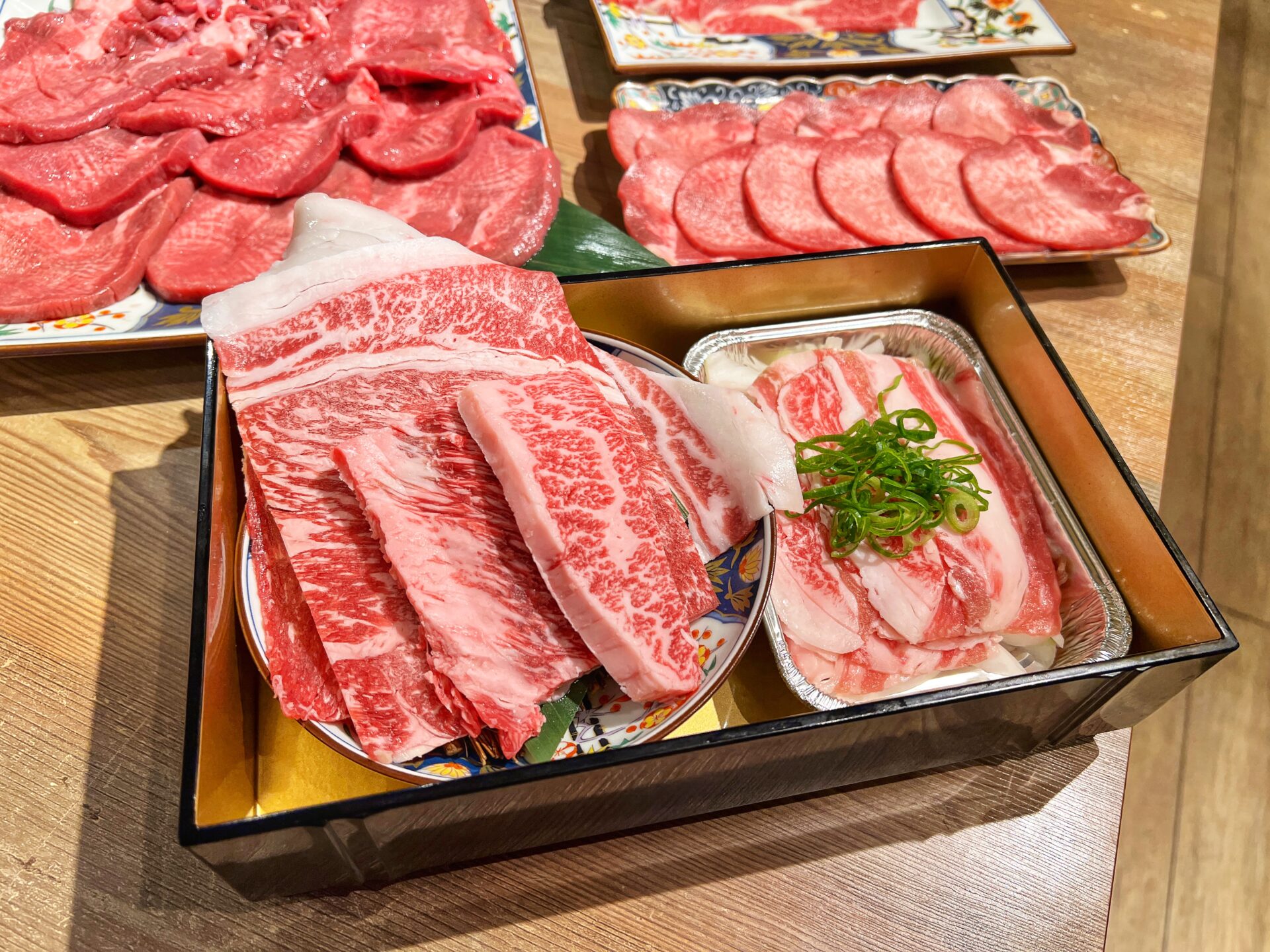 川口市「焼肉ホルモンたけ田 西川口」限定の厚切り仙台牛タンとA5和牛焼肉食べ放題