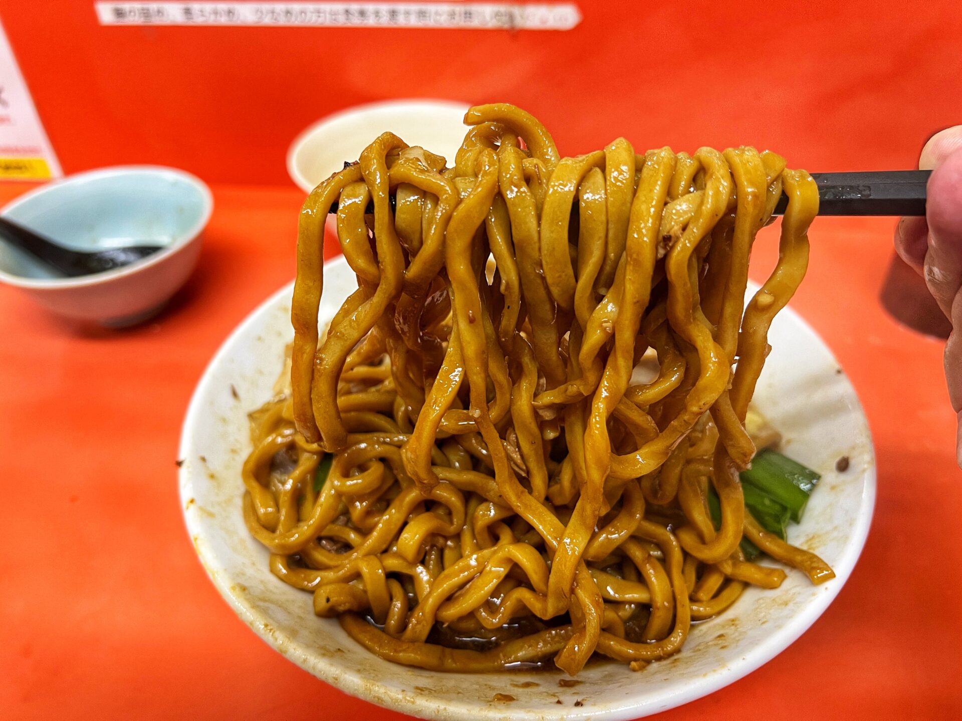 草加市「らー麺 ぶたのジョー。」昼間は二郎系！夜のスタ満系を肉ましで食べてきた