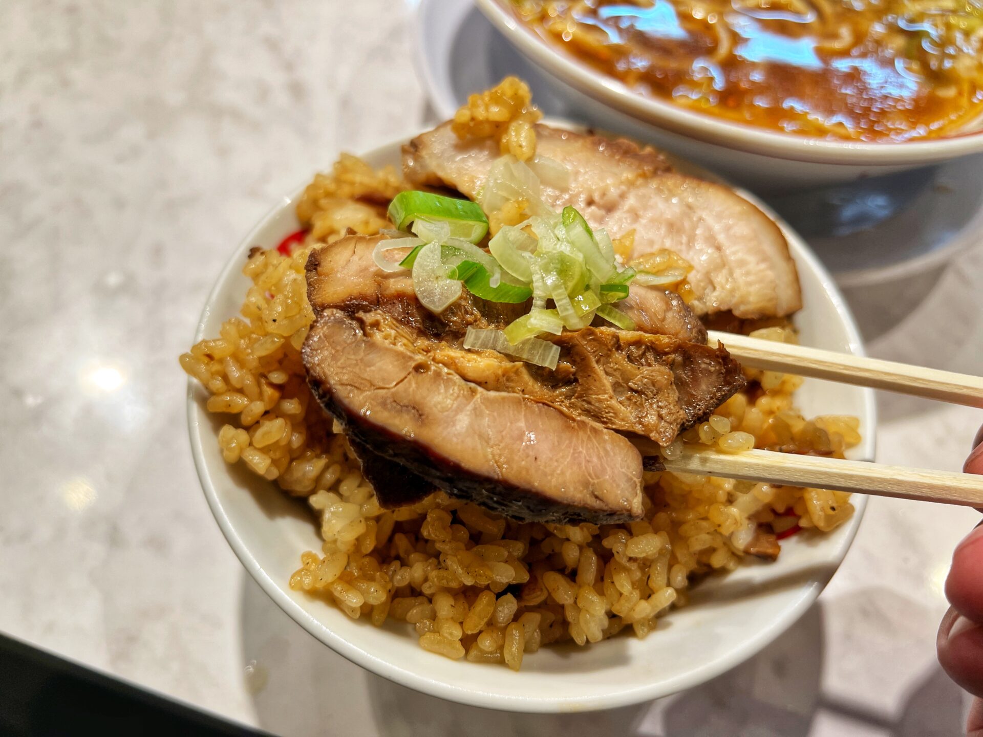 さいたま市「田中そば店 大宮別所店」これはズルい…麺が見えないほど焼豚がすごい肉そば