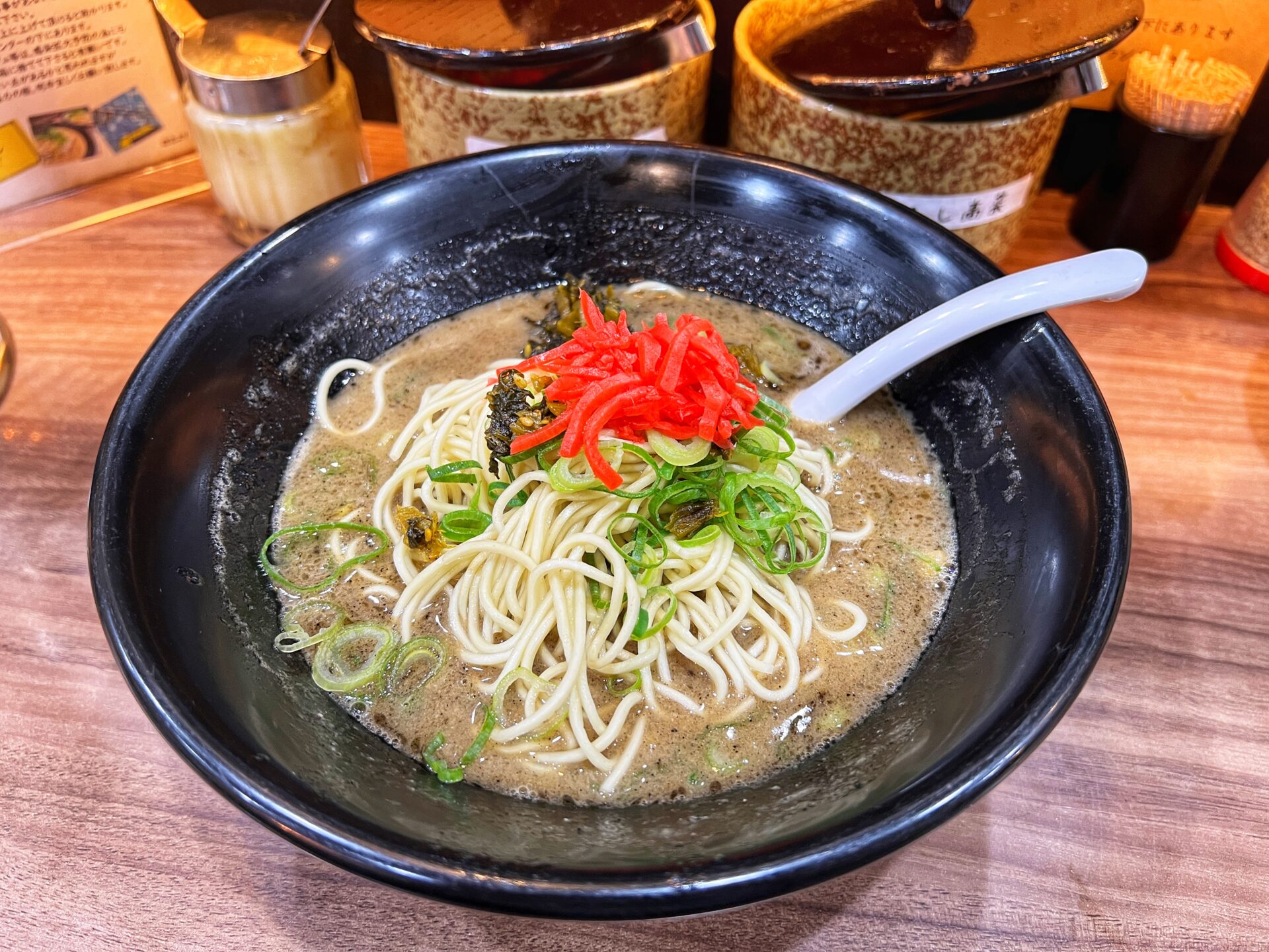 所沢市「特製ラーメン はせがわ」深夜までやってるあっさりでもド濃厚な九条ねぎラーメン