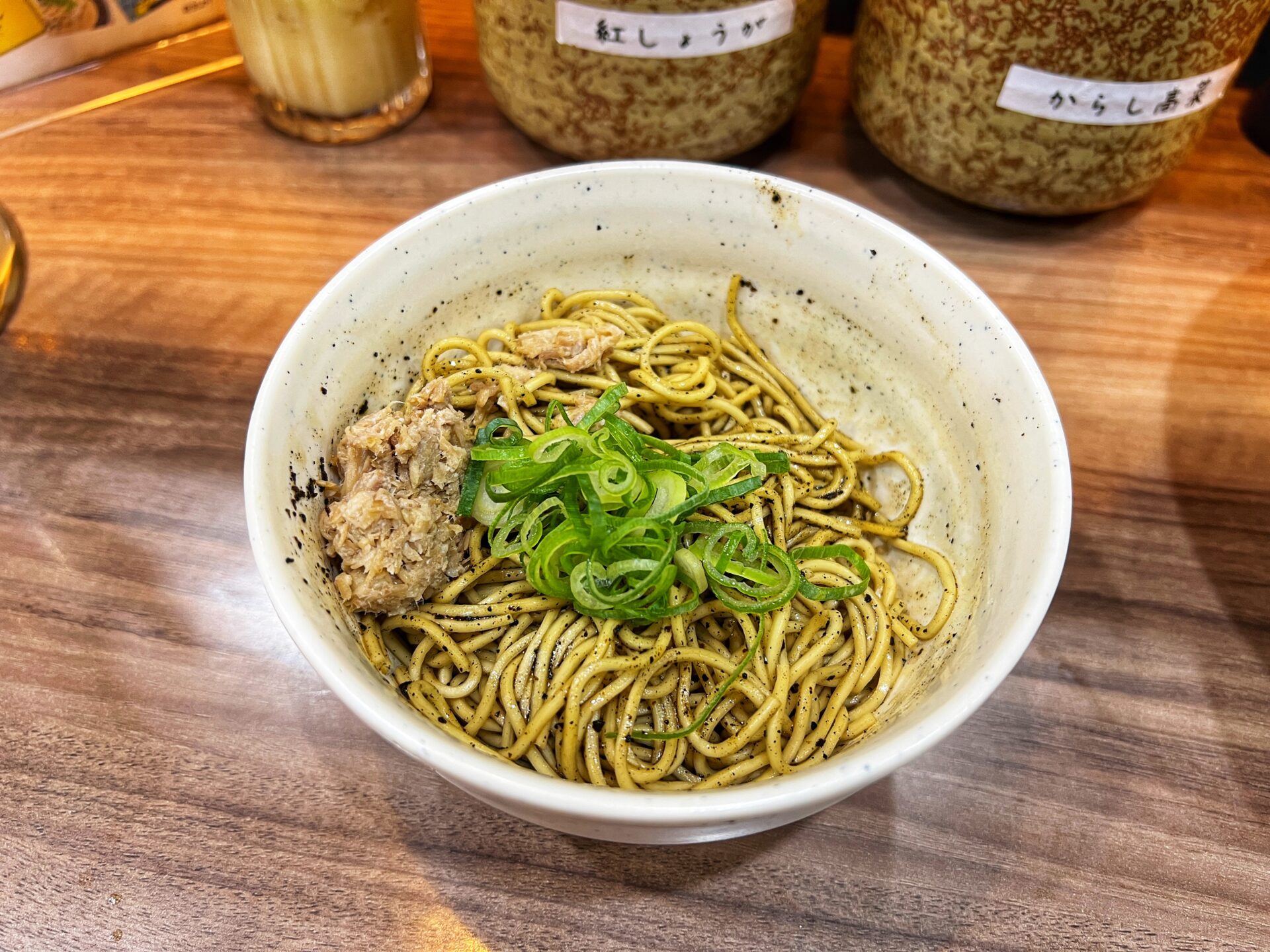 所沢市「特製ラーメン はせがわ」深夜までやってるあっさりでもド濃厚な九条ねぎラーメン