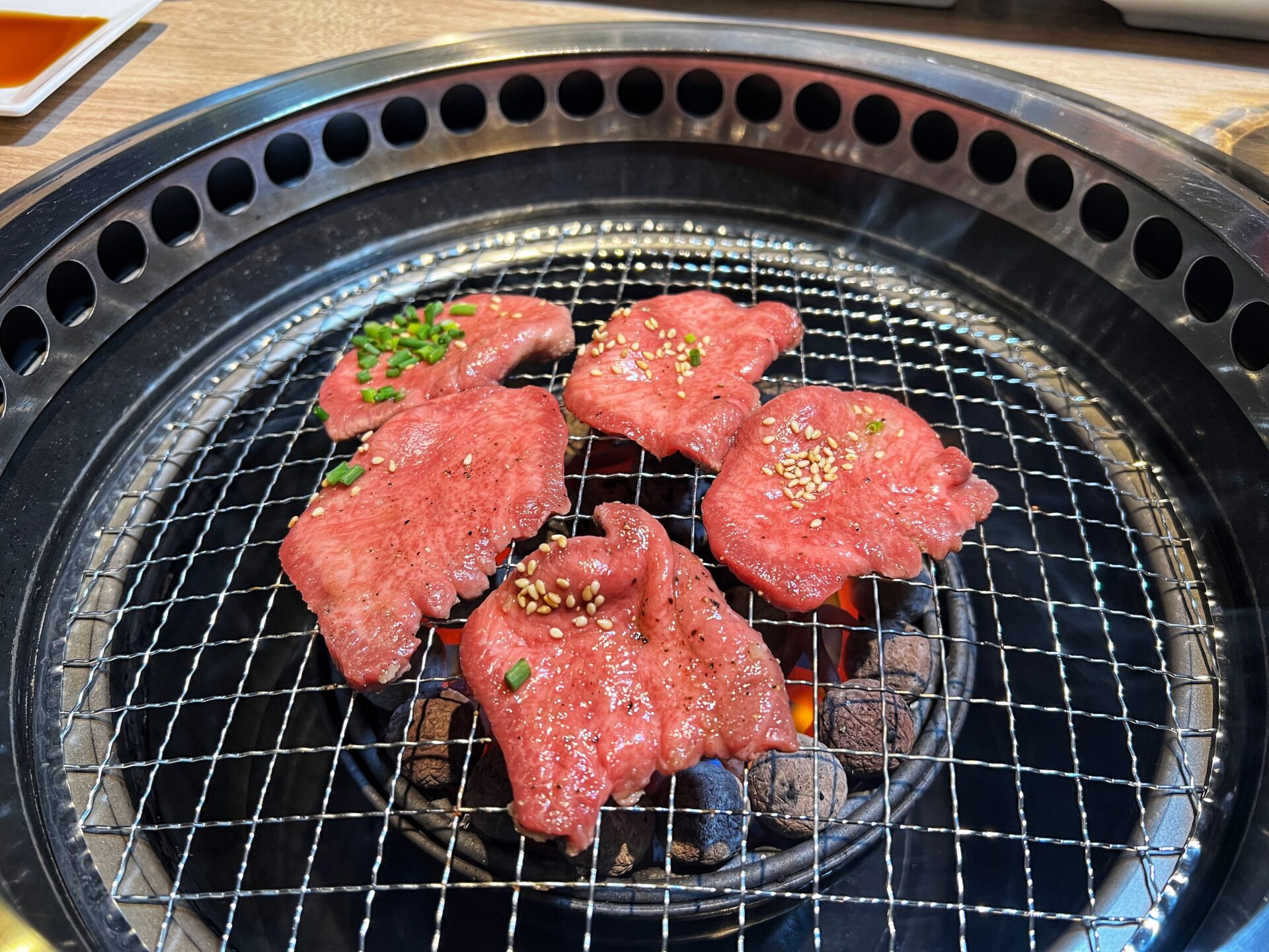 川口市「個室焼肉 牛ノ里 西川口店」厚切り牛タンが絶品！国産黒毛和牛のご褒美焼肉