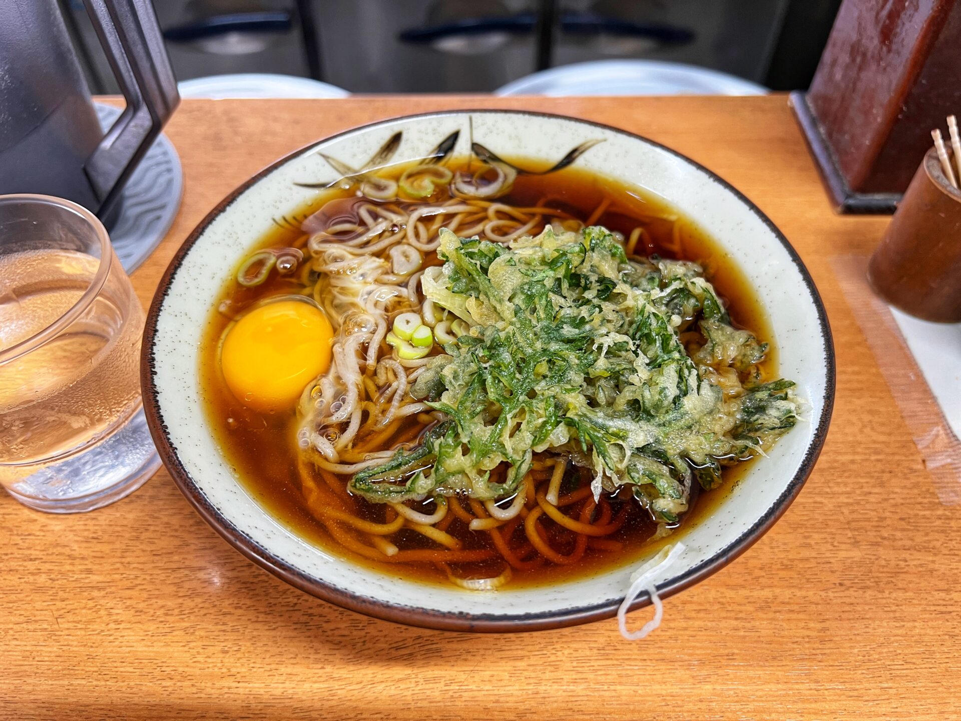 さいたま市大宮区「立喰そばうどん つくば本店」創業50年続く老舗で蕎麦ランチ