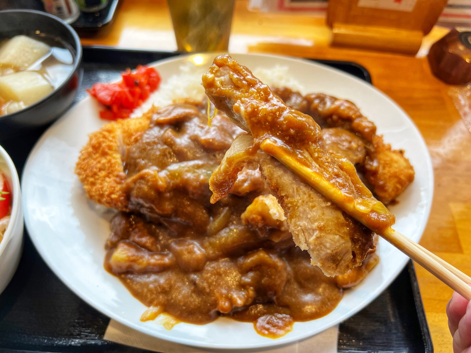 さいたま市緑区「ぶた丼とパンのお店 バン ブー」ランチは満席必至！人気店のジャンボカツカレー