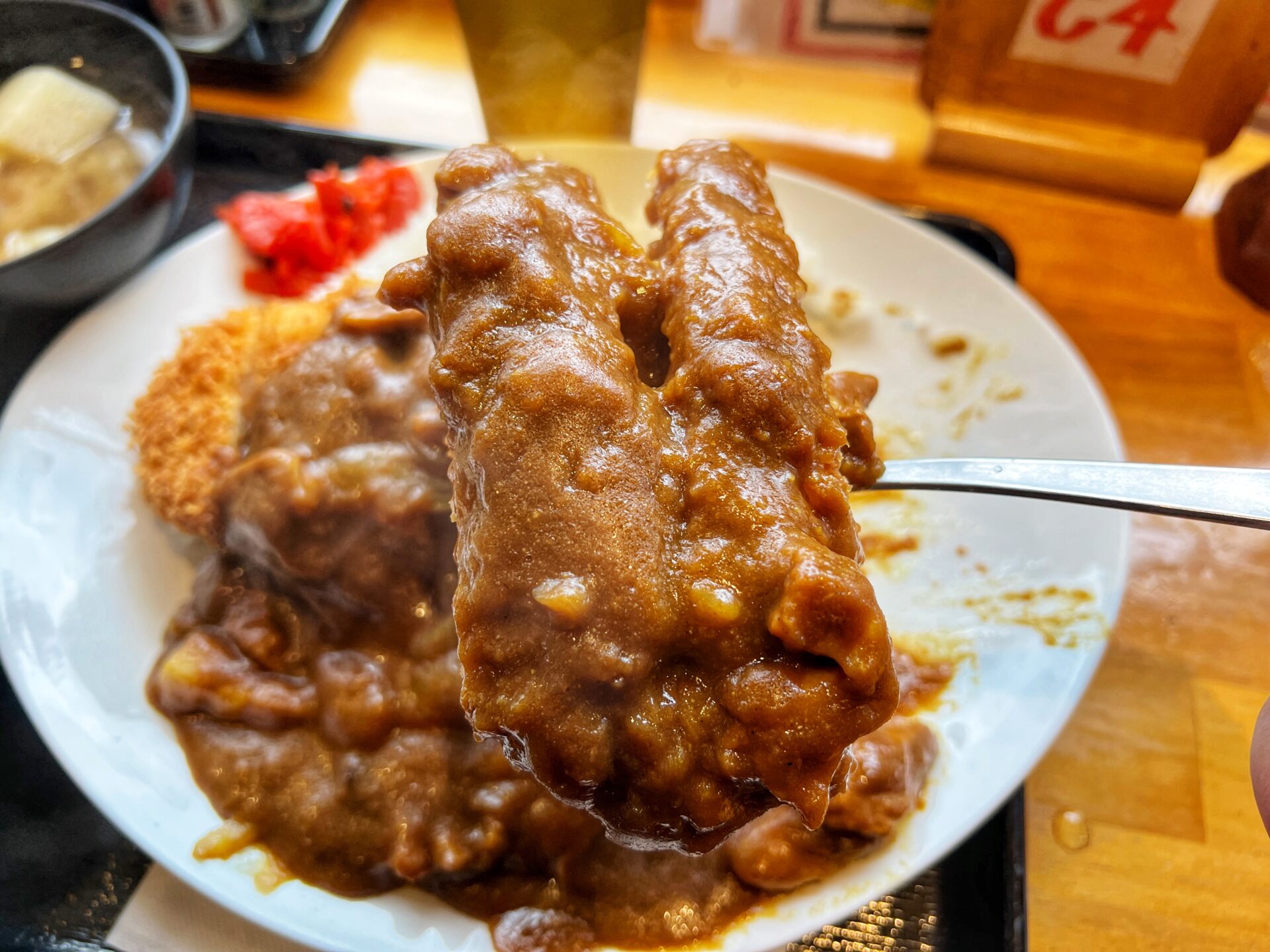 さいたま市緑区「ぶた丼とパンのお店 バン ブー」ランチは満席必至！人気店のジャンボカツカレー