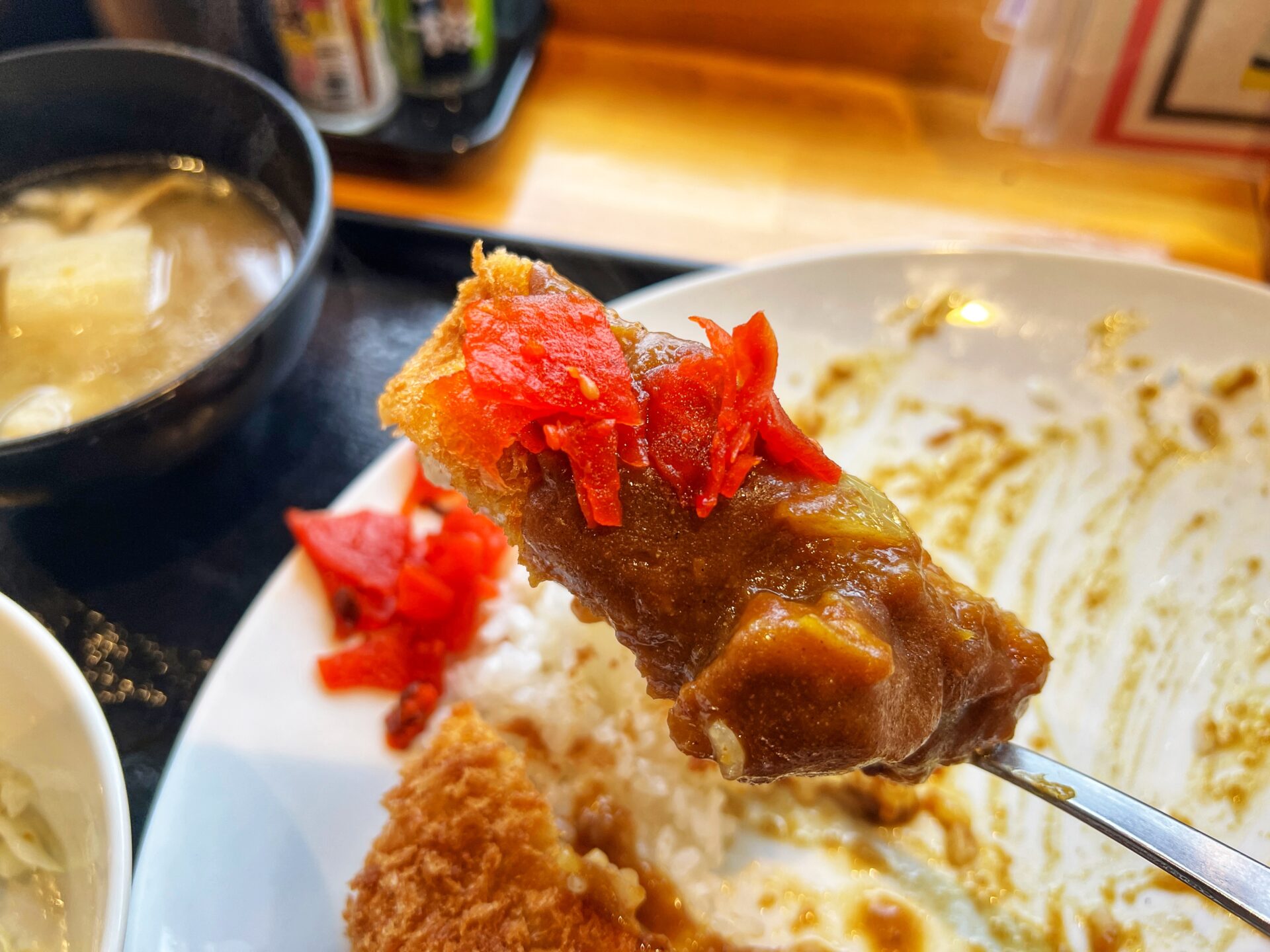 さいたま市緑区「ぶた丼とパンのお店 バン ブー」ランチは満席必至！人気店のジャンボカツカレー