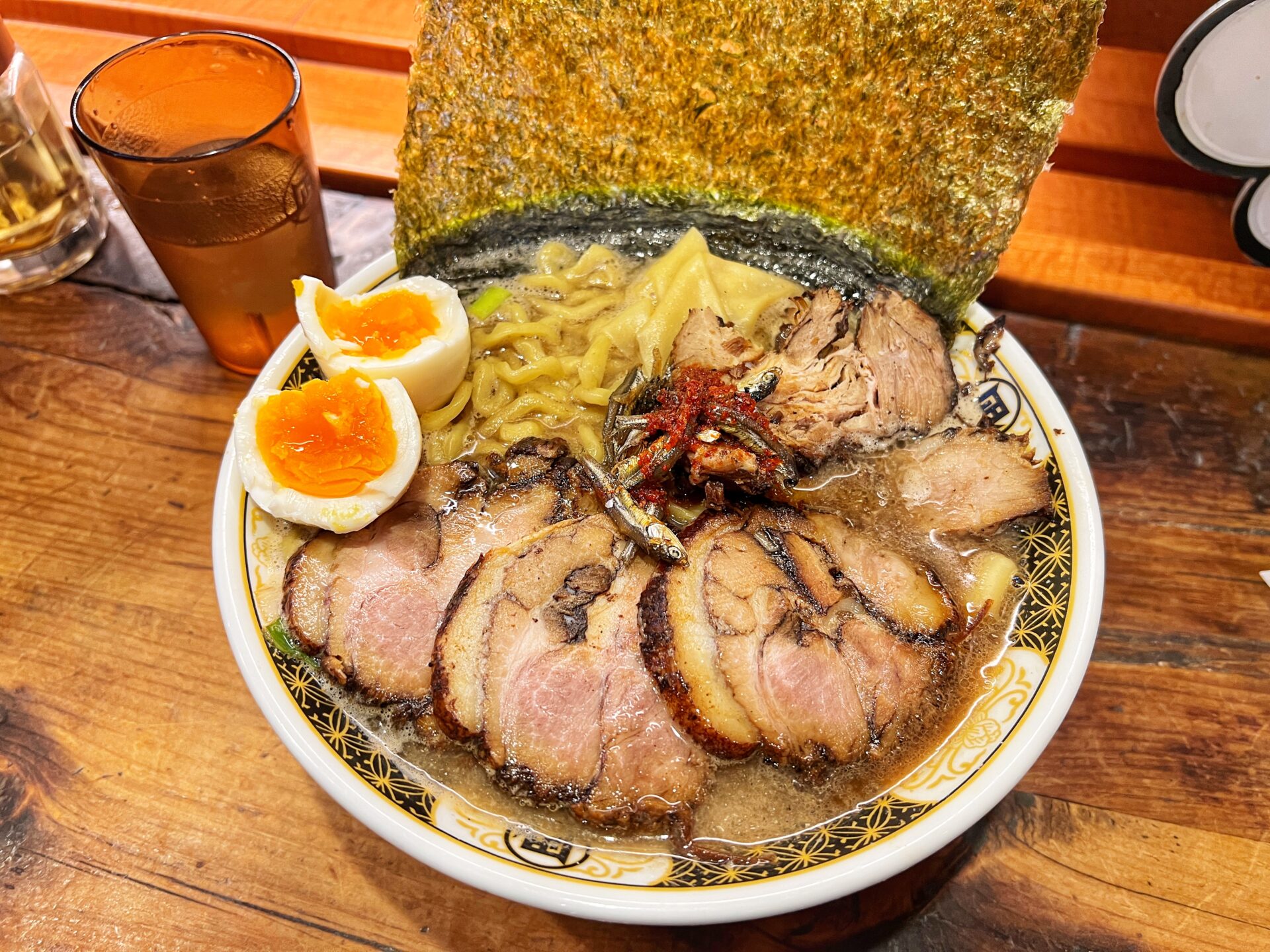 さいたま市「ラーメン凪 大宮東口店」口コミ数2000越え！24時間営業の最強ラーメン