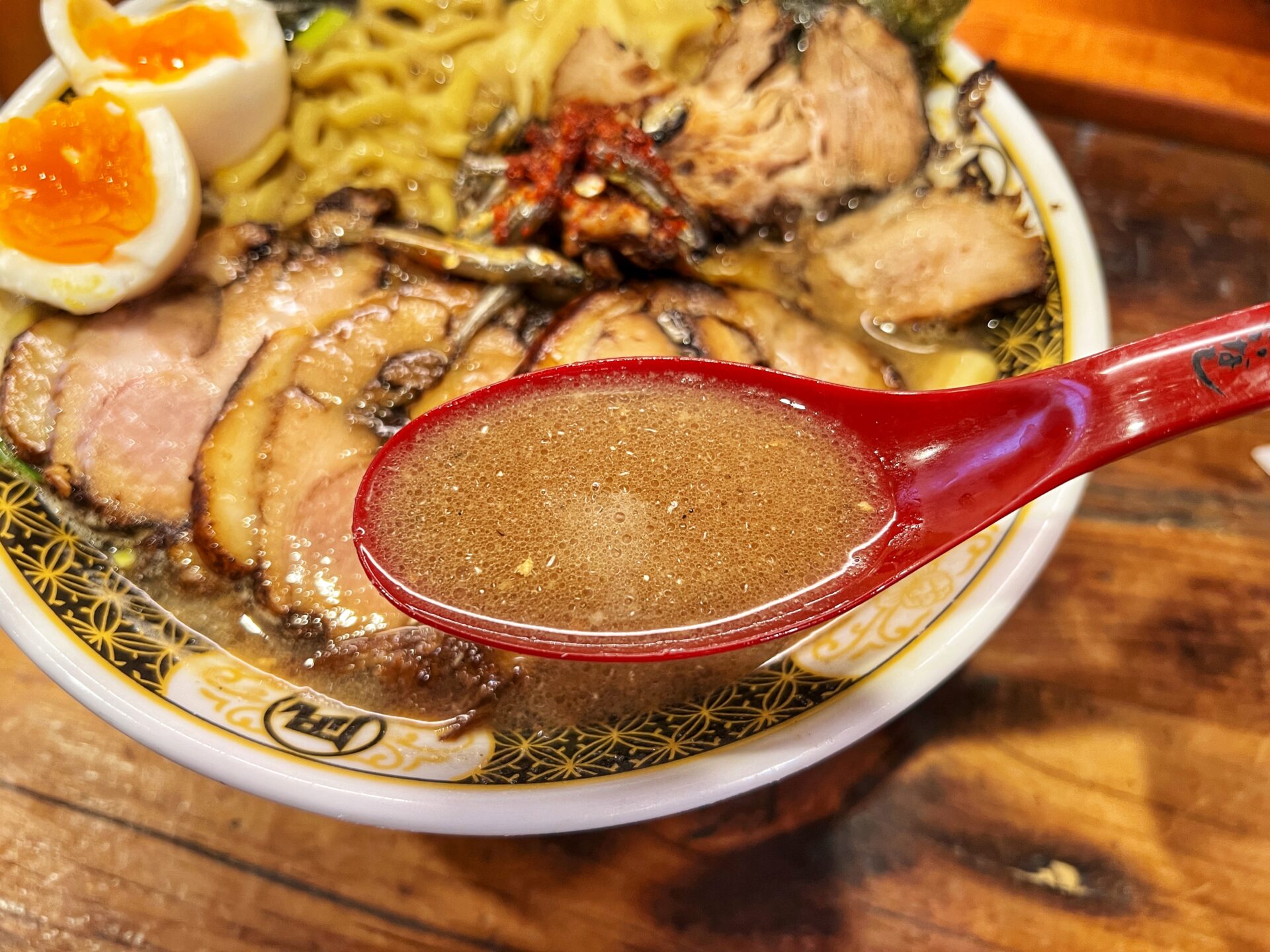 さいたま市「ラーメン凪 大宮東口店」口コミ数2000越え！24時間営業の最強ラーメン