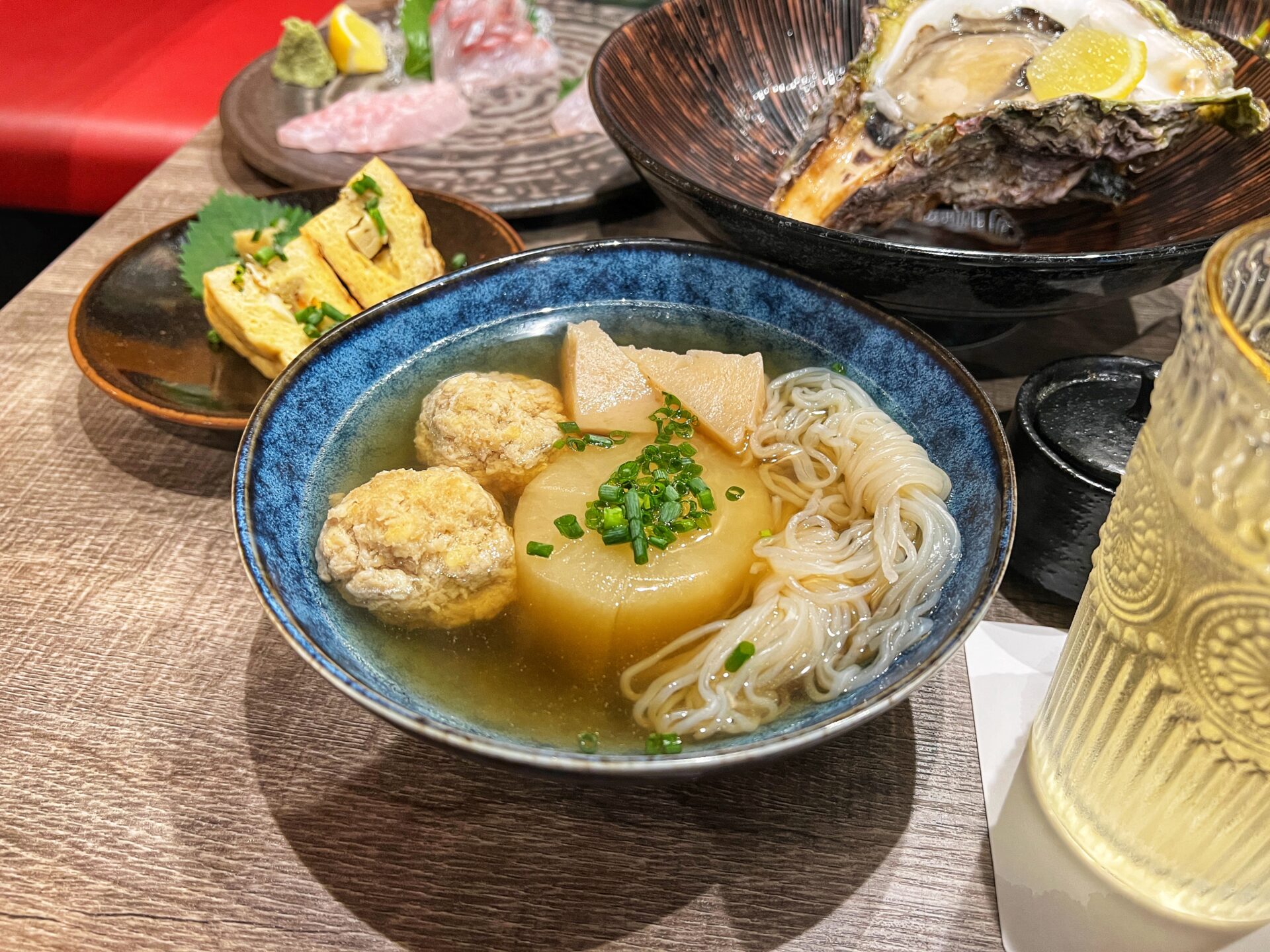 さいたま市「能登のお出汁と旬魚 ～繋 KEI ～」大宮の絶品おでん居酒屋！デカすぎ岩牡蠣も絶品