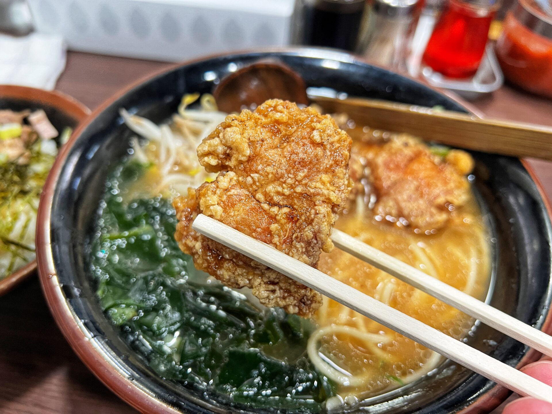 坂戸市「ラーメンショップとさっ子」ラーショなのに定食が大人気なお店のからあげラーメン