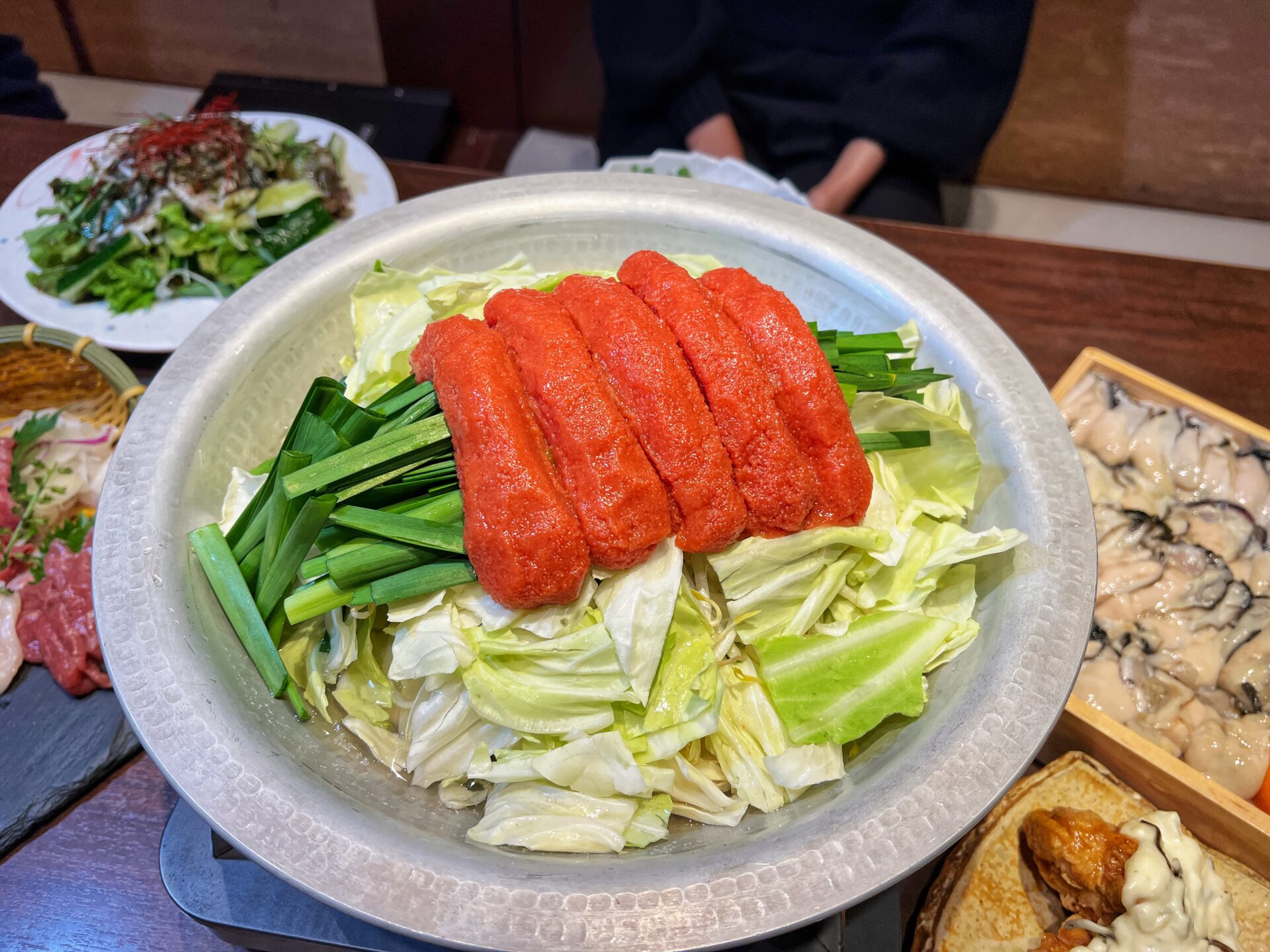 朝霞市「忍家」冬はコレ！牡蠣鍋＆巨大な明太子まるごと和牛もつ鍋と出汁巻きいくら重