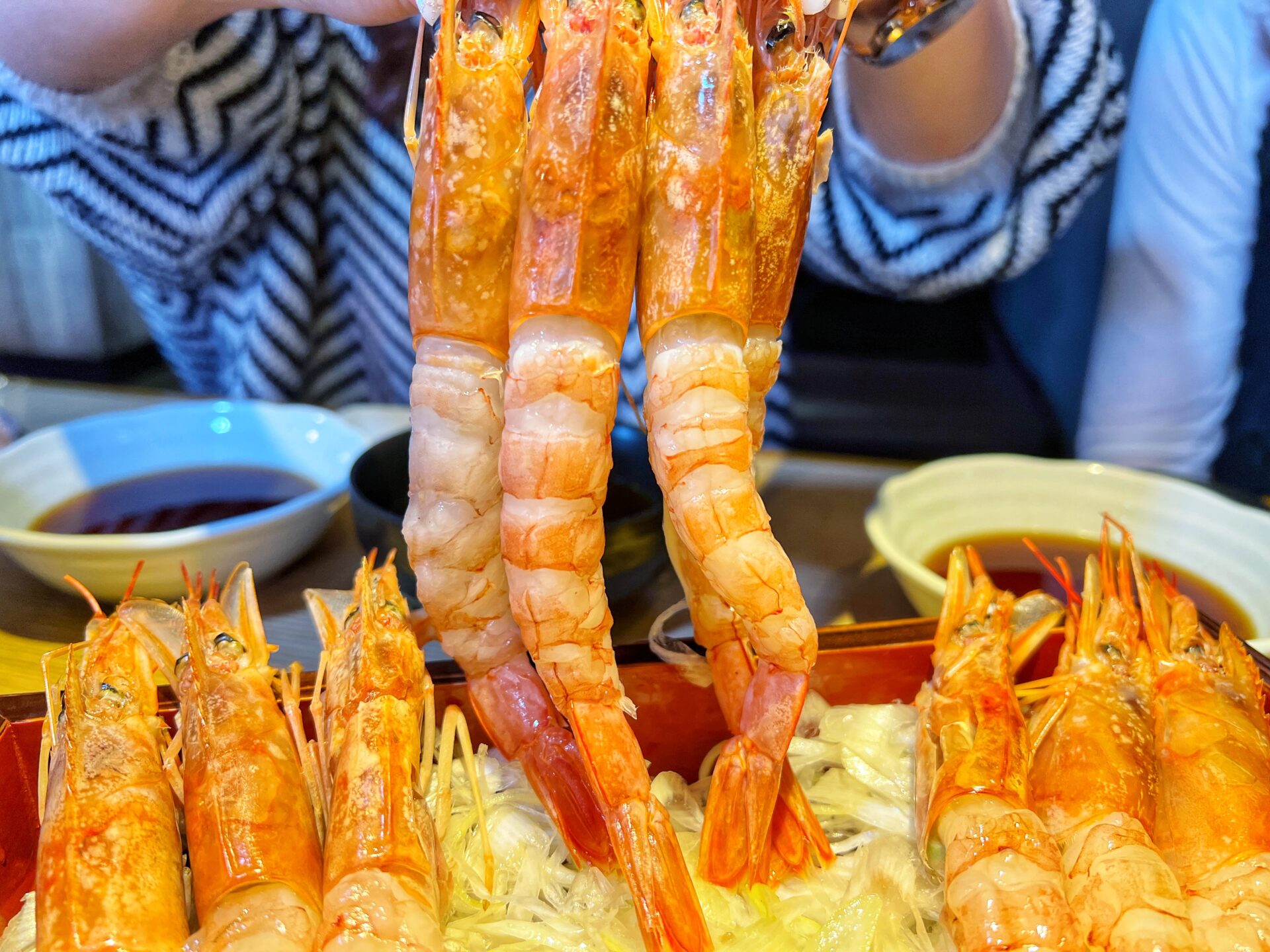 吉川市「和牛焼肉 土門」冬に食べたい！生海老と松坂ポークのしゃぶしゃぶがスタート