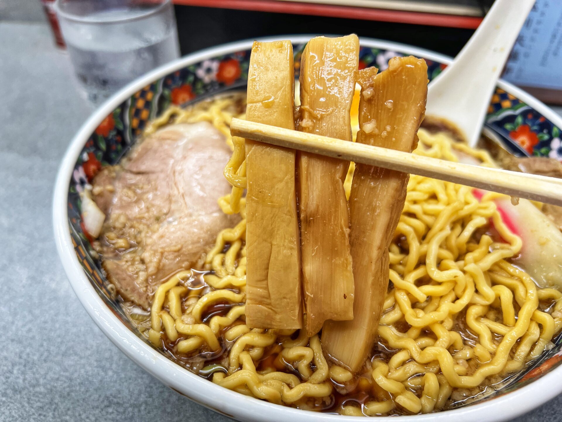 ときがわ町「玉川大盛軒」日本で唯一無二！水を使わない全卵無加水麺のラーメン