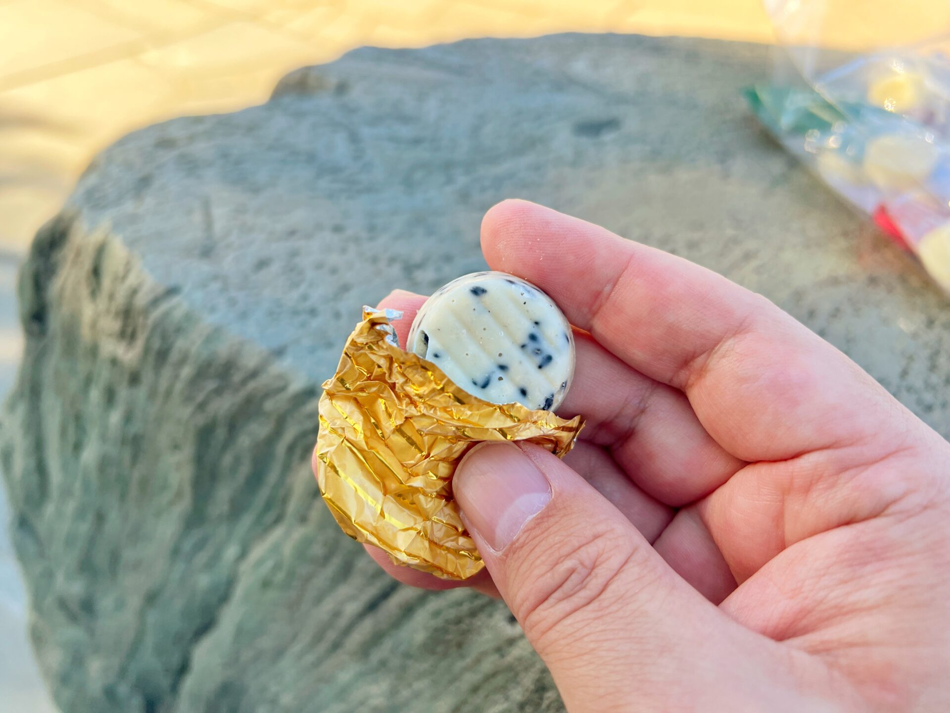 草加市「平塚製菓ファクトリーショップ」200円台で大量…のチョコや焼き菓子の工場直売所