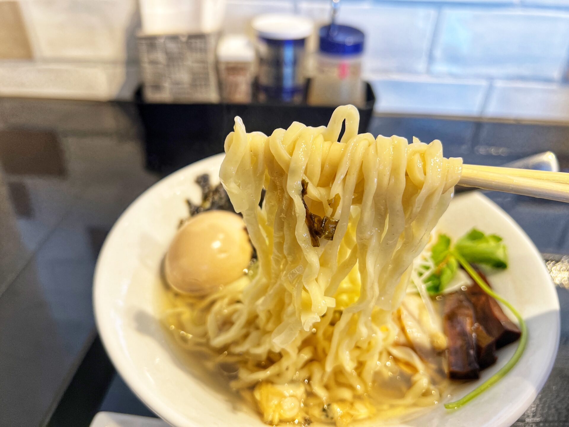 北本市「Fishmen（フィッシュメン）」牡蠣やホタテが丸ごと入った豪快鮮魚系ラーメン