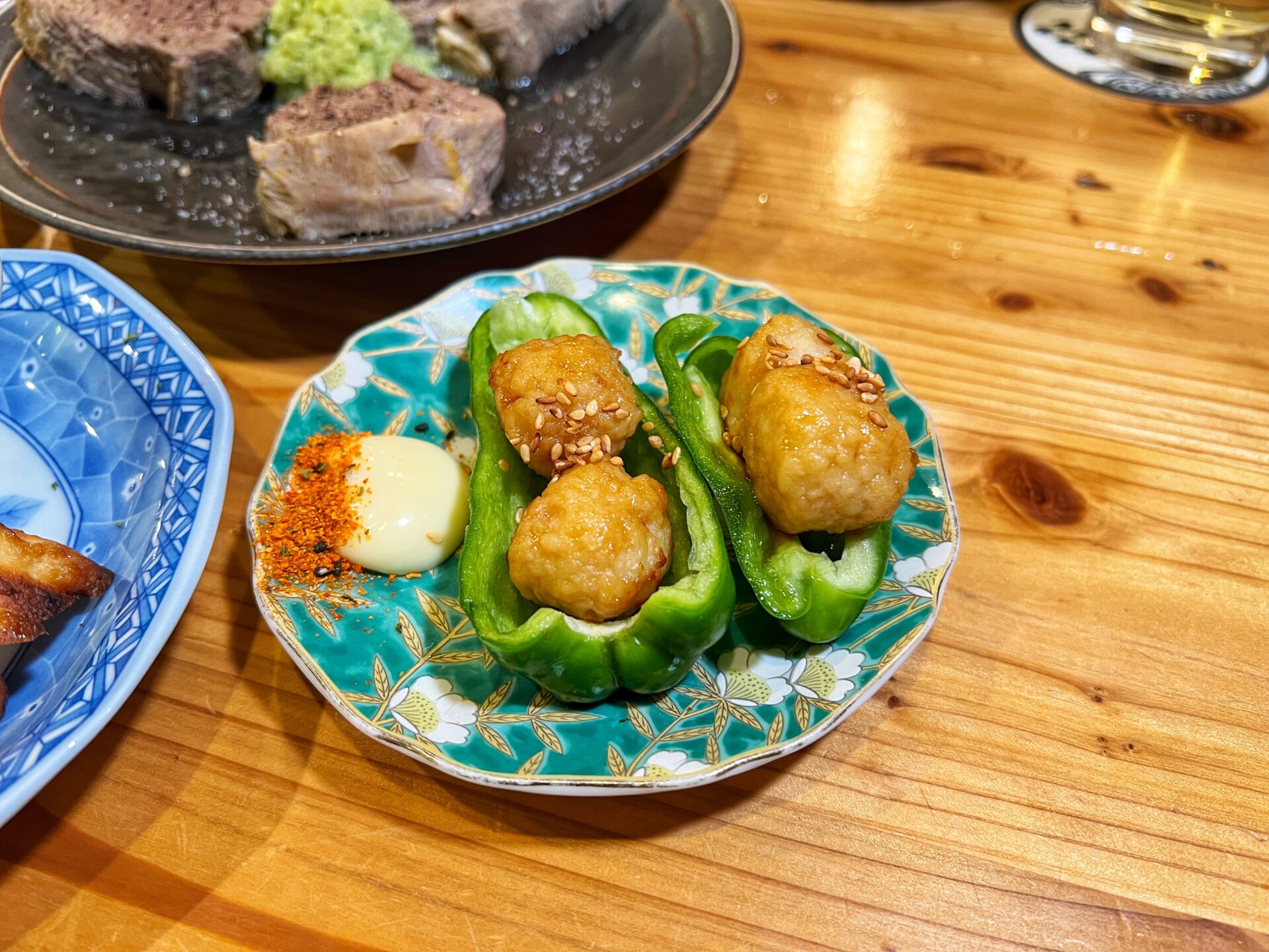 川越市「酒場 サワマル」箸で切れる絶品茹で牛タン！お洒落でグラスも可愛い飯ウマ居酒屋