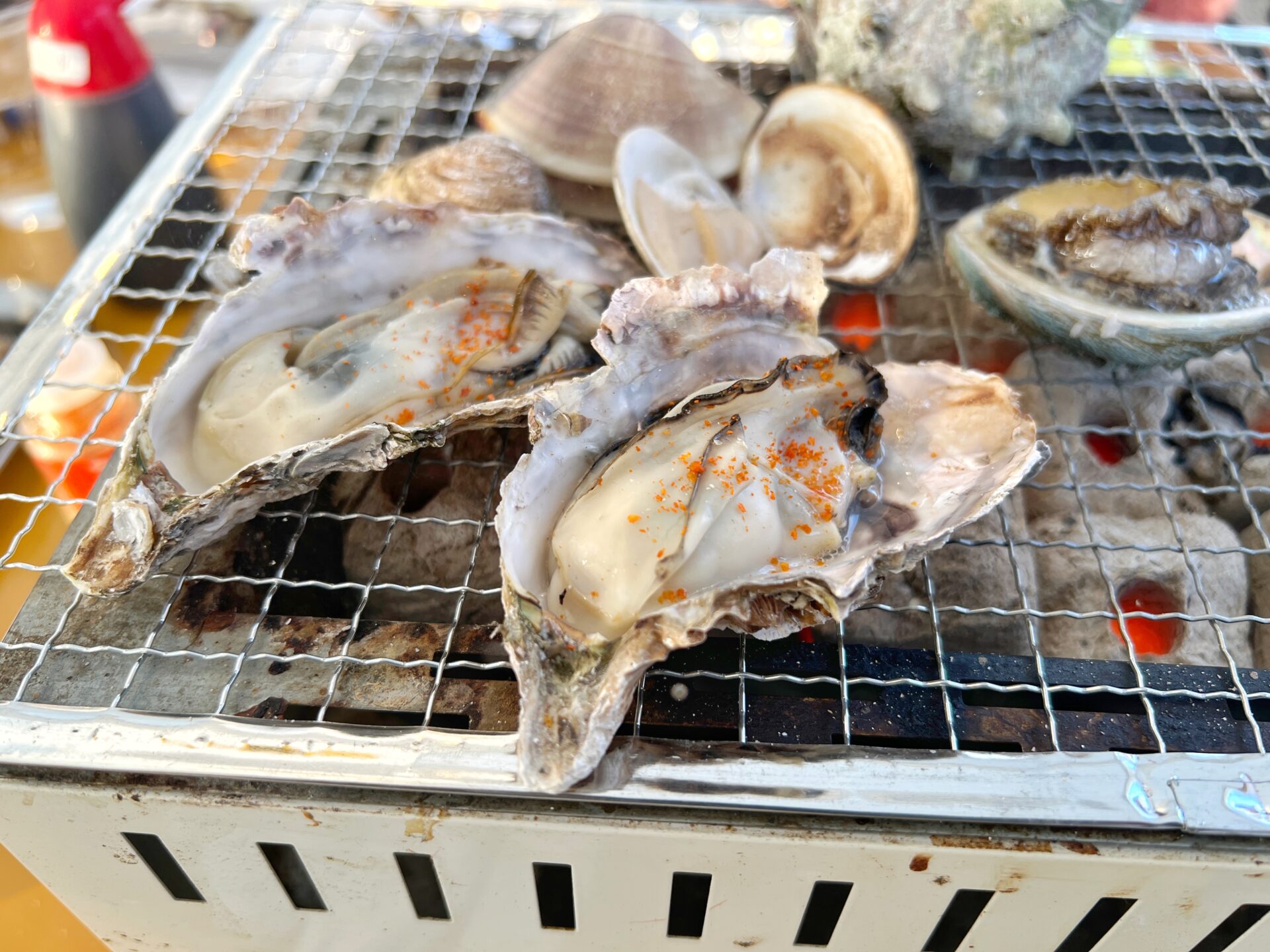 富士見市「牡蠣小屋 恵比寿丸」びん沼自然公園で新鮮な魚貝の海鮮BBQが3月末まで開催中