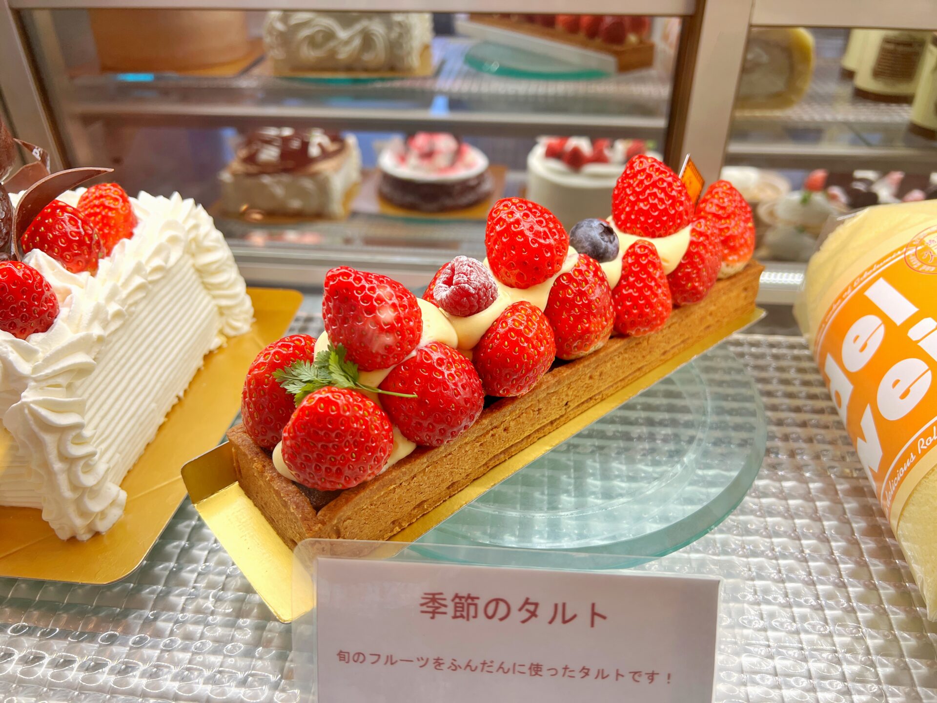 加須市「エーデルワイス 花崎店」10分で仕上げる出来立てケーキ＆半熟ラスクも大人気