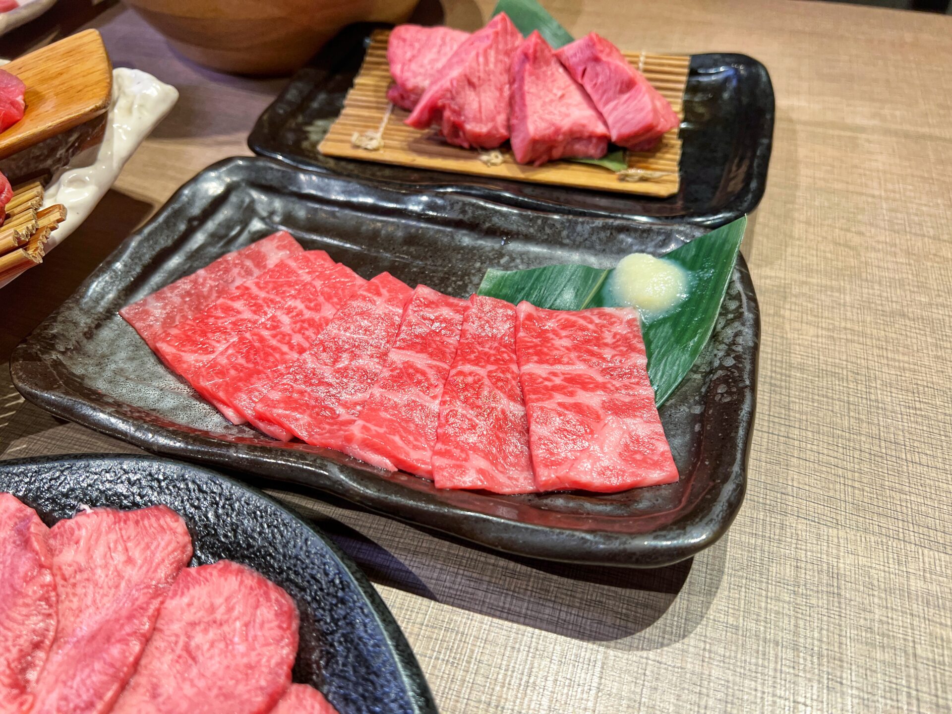 草加市「炭火焼肉 和 松原団地店」生タンの極厚牛タンと和牛の大トロで贅沢焼肉