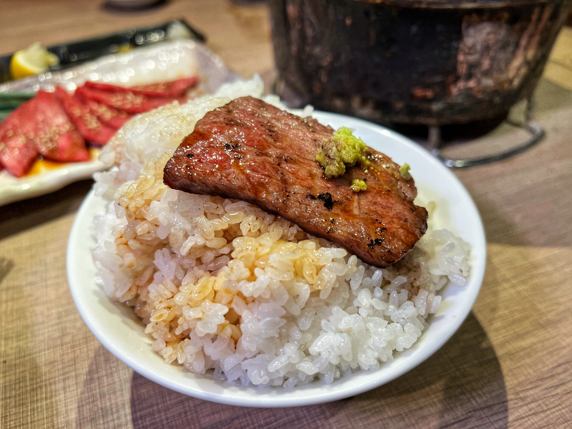 草加市「炭火焼肉 和 松原団地店」生タンの極厚牛タンと和牛の大トロで贅沢焼肉