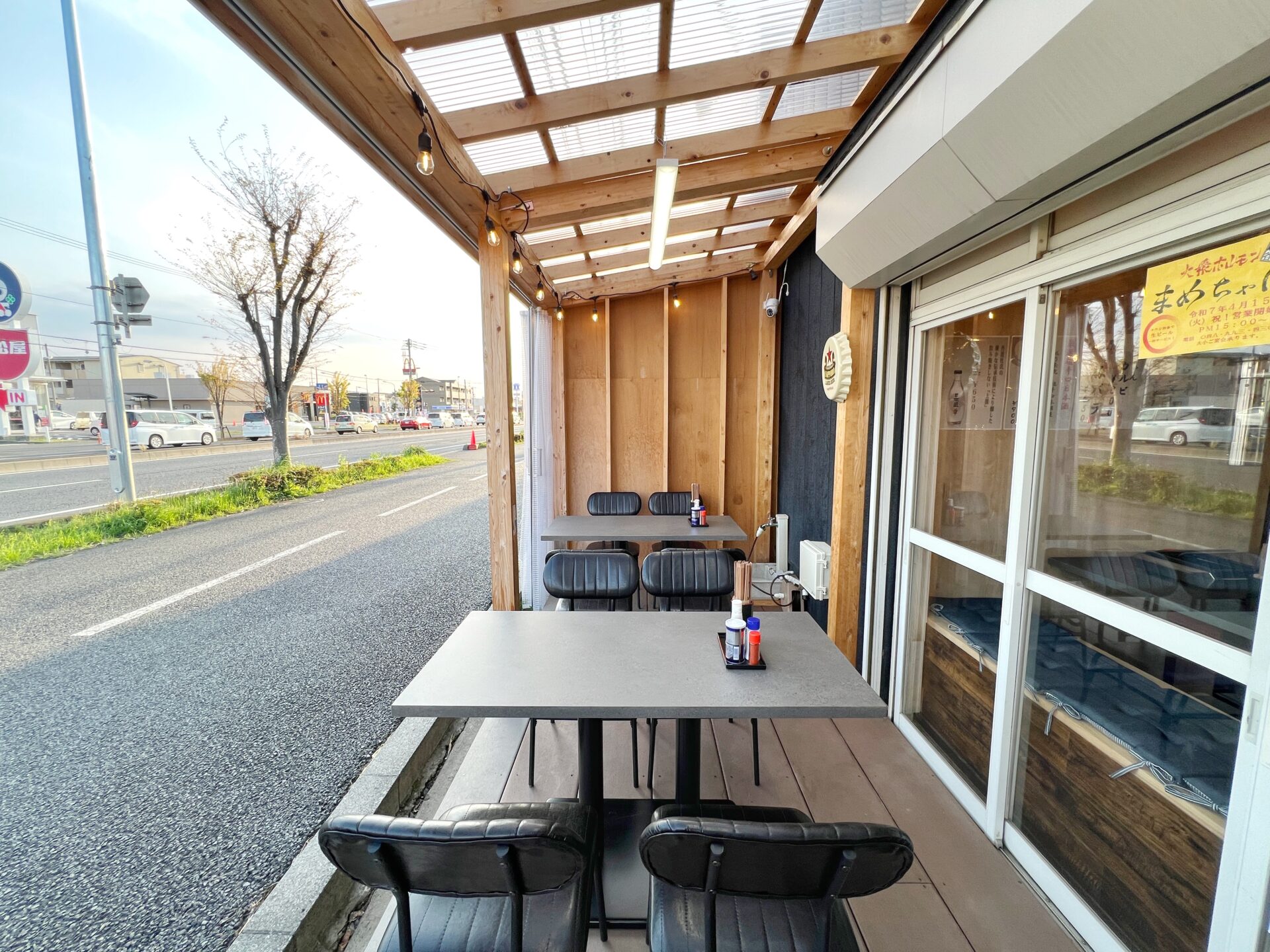 越谷市「ホルモンまめちゃん」昼飲みもできるペット可なホルモン焼肉の新店