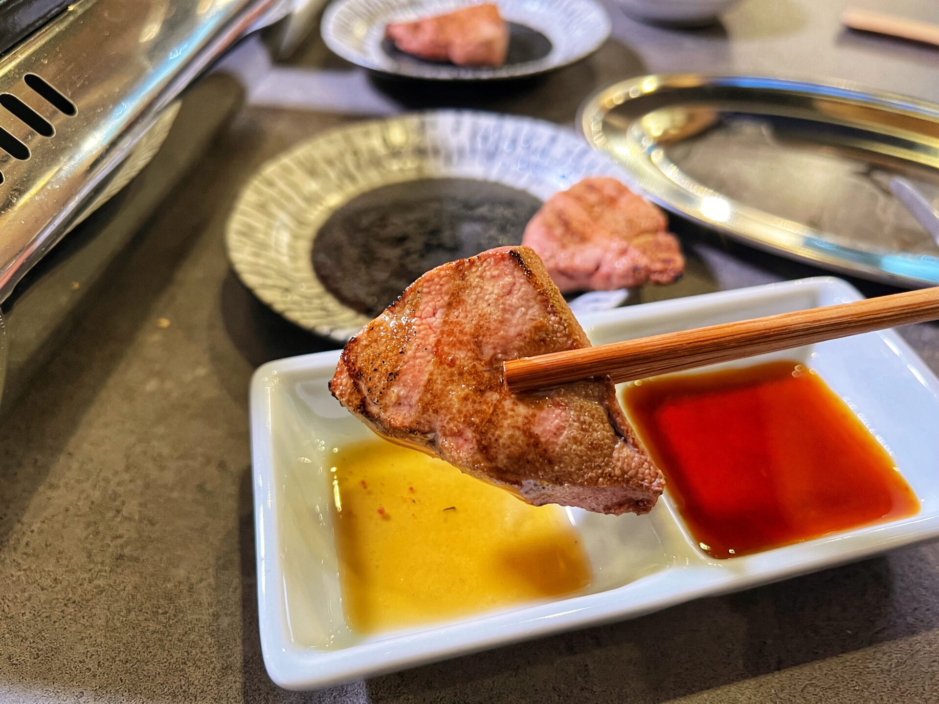 越谷市「ホルモンまめちゃん」昼飲みもできるペット可なホルモン焼肉の新店