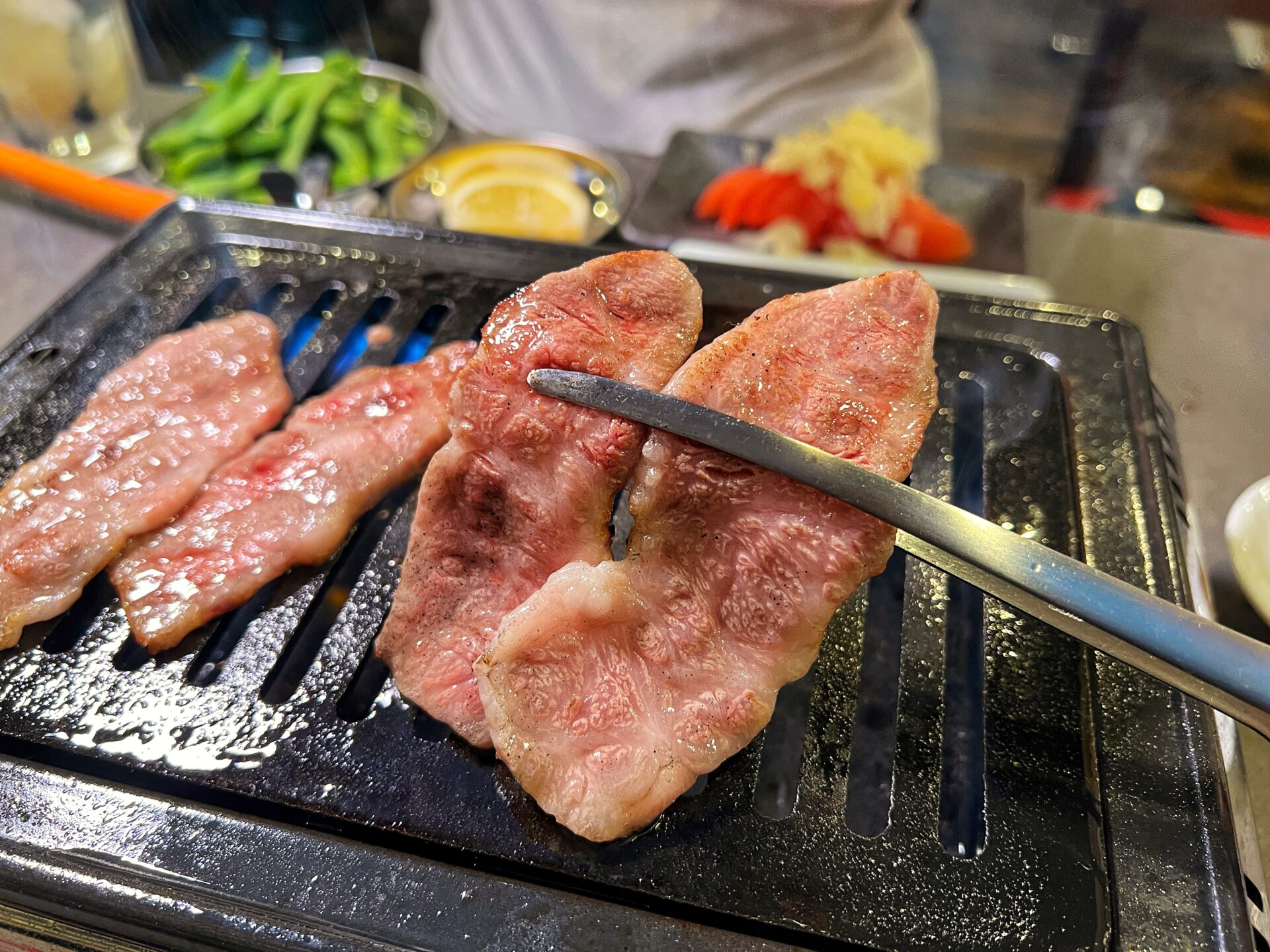 越谷市「ホルモンまめちゃん」昼飲みもできるペット可なホルモン焼肉の新店