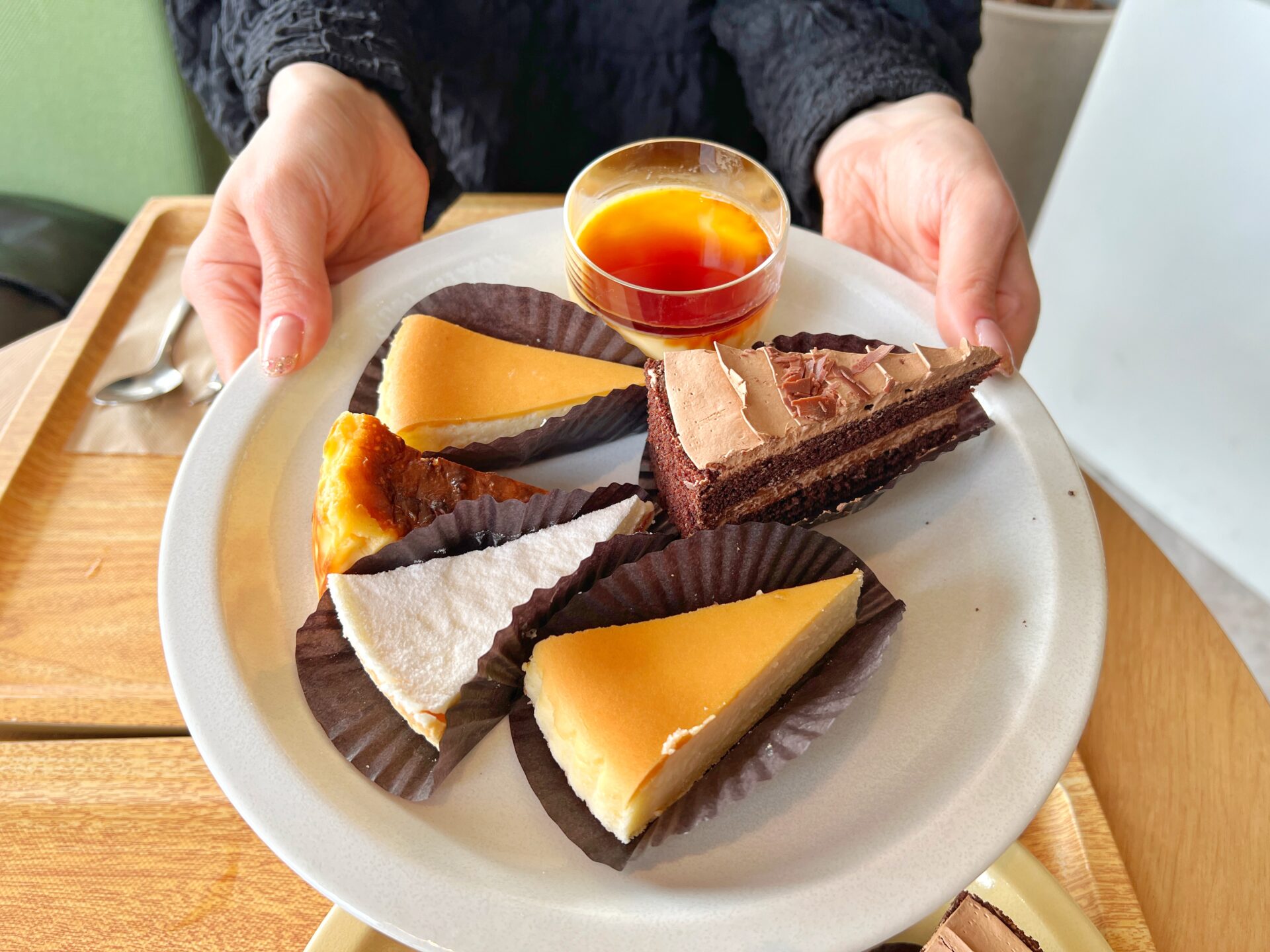 所沢市「チーズガーデン エミテラス所沢店」御用邸チーズケーキと10種類以上のスイーツ食べ放題