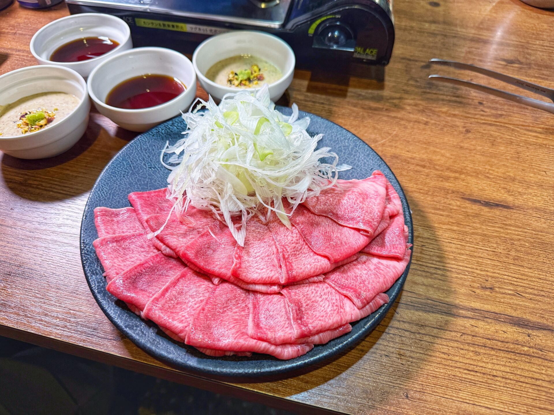 さいたま市「元祖ホルモン酒場 大宮店」感動が止まらないホルモン＆牛タンしゃぶしゃぶとの出会い