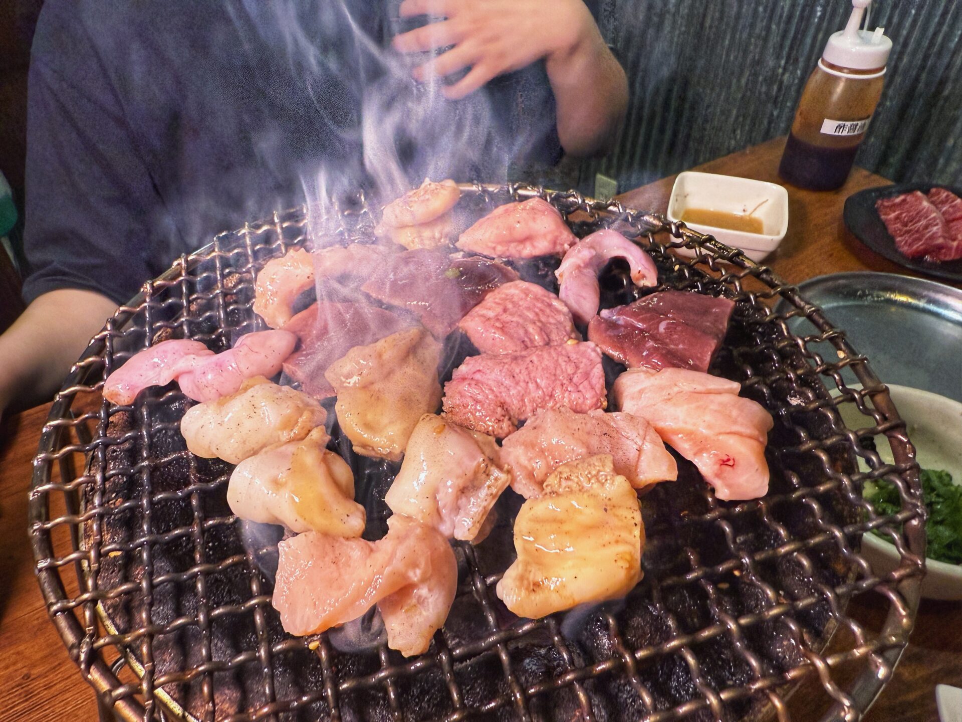 さいたま市「元祖ホルモン酒場 大宮店」感動が止まらないホルモン＆牛タンしゃぶしゃぶとの出会い