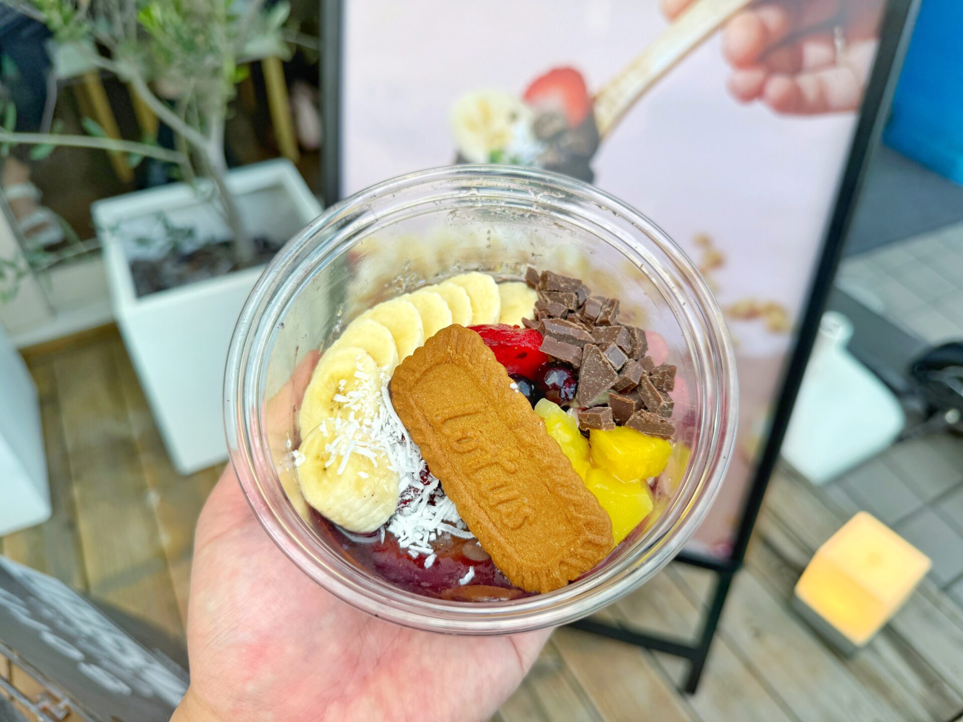 久喜市「アサイー工房久喜店」クラッキングアサイー登場！ハワイアン個室ありのお店がオープン