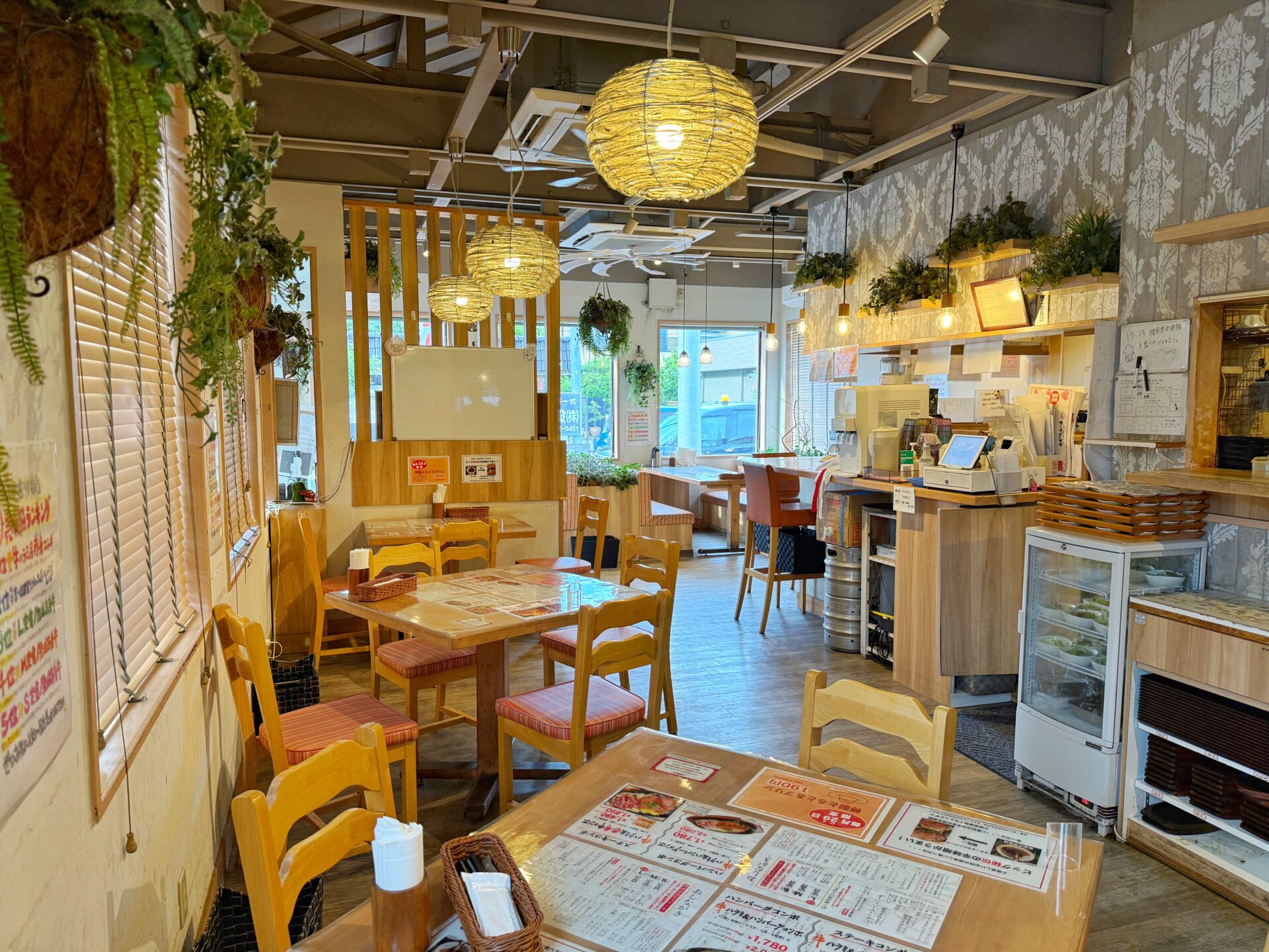 吉川市「ビックシェフ亭」1000円以下！肉汁溢れるバーグ＆神コスパ赤身ステーキ