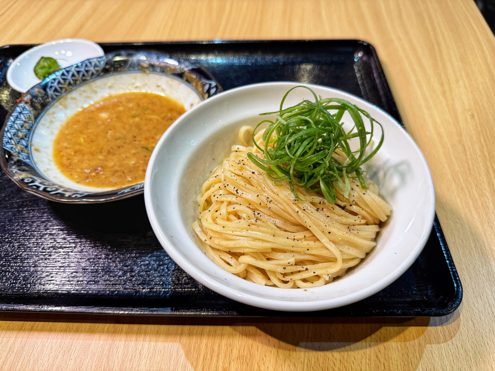 さいたま市「煮込の我家」500円の極上もつ煮込み定食にてんこ盛りの新店が8/1オープン！